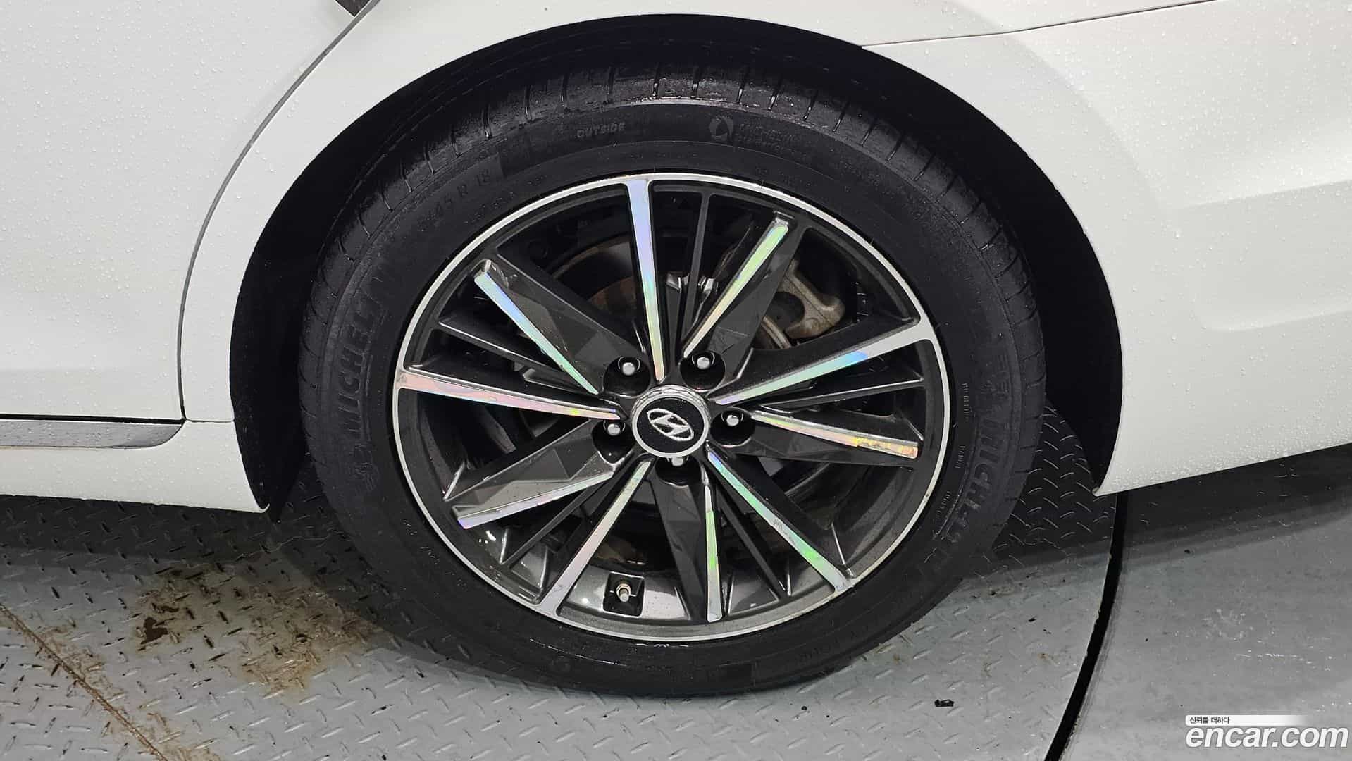 Grandeur Hyundai 2021.3-OUTER-031