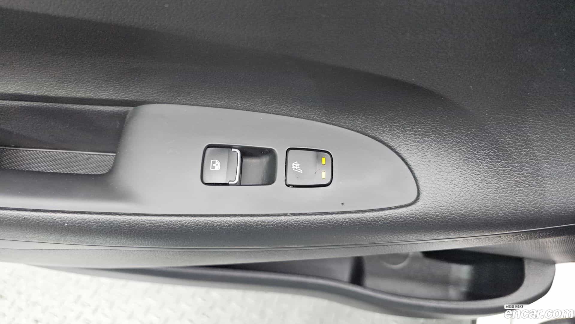 Grandeur Hyundai 2021.3-OPTION-044