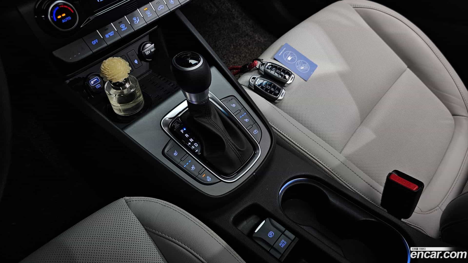 Kona Hyundai 2021.4-INNER-009