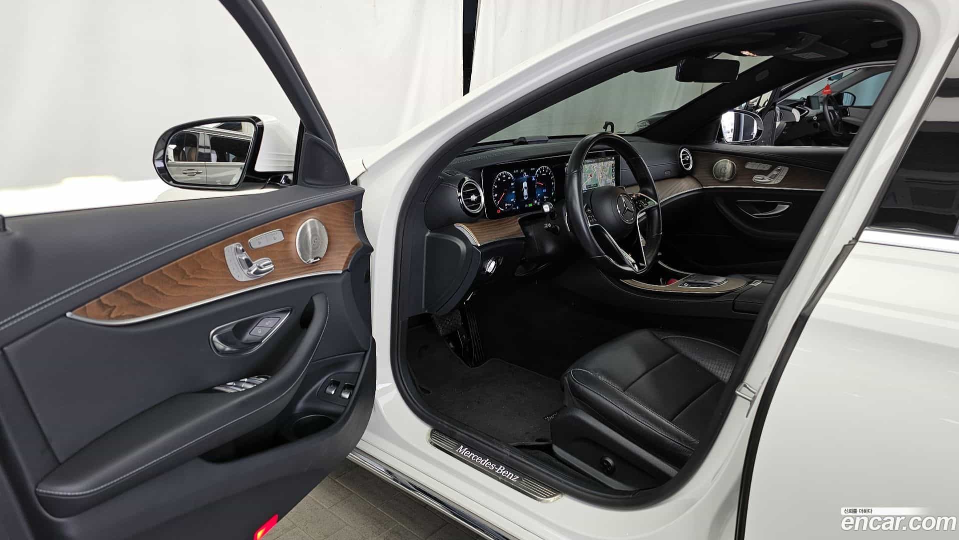 E-Class Mercedes-Benz 2021.3-INNER-010