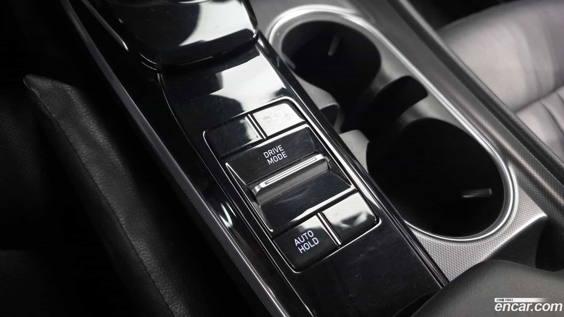 Sonata Hyundai 2019.5-OPTION-041