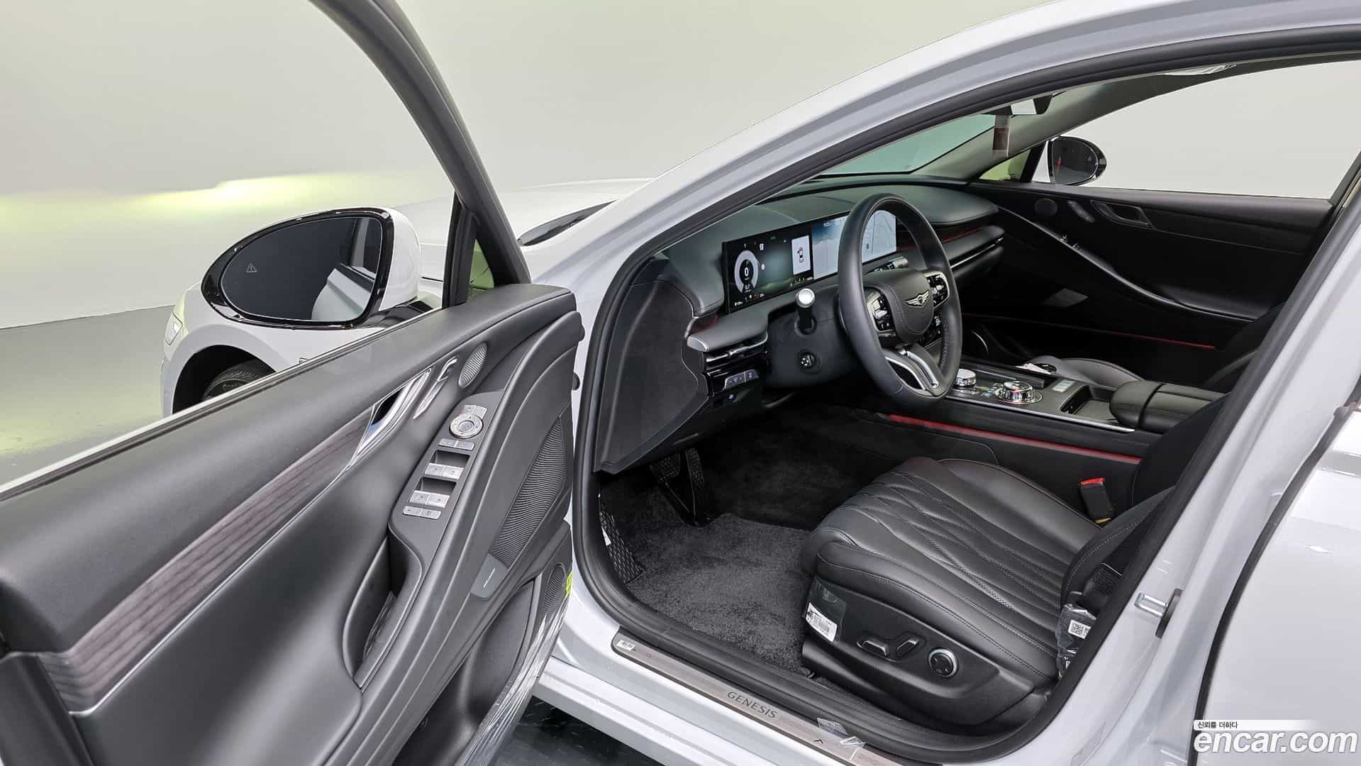 G80 Genesis 2025.4-INNER-010