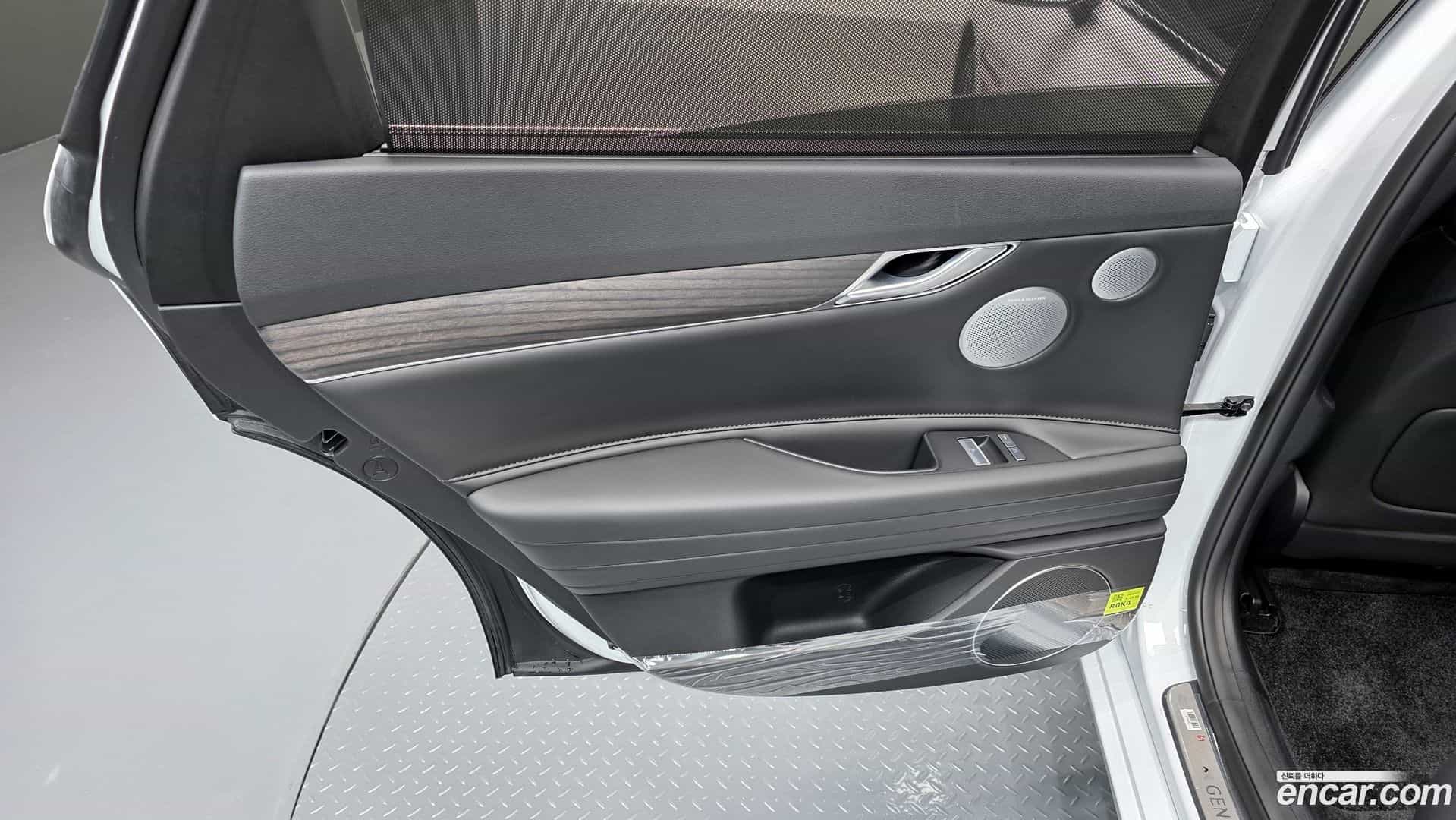G80 Genesis 2025.4-INNER-035