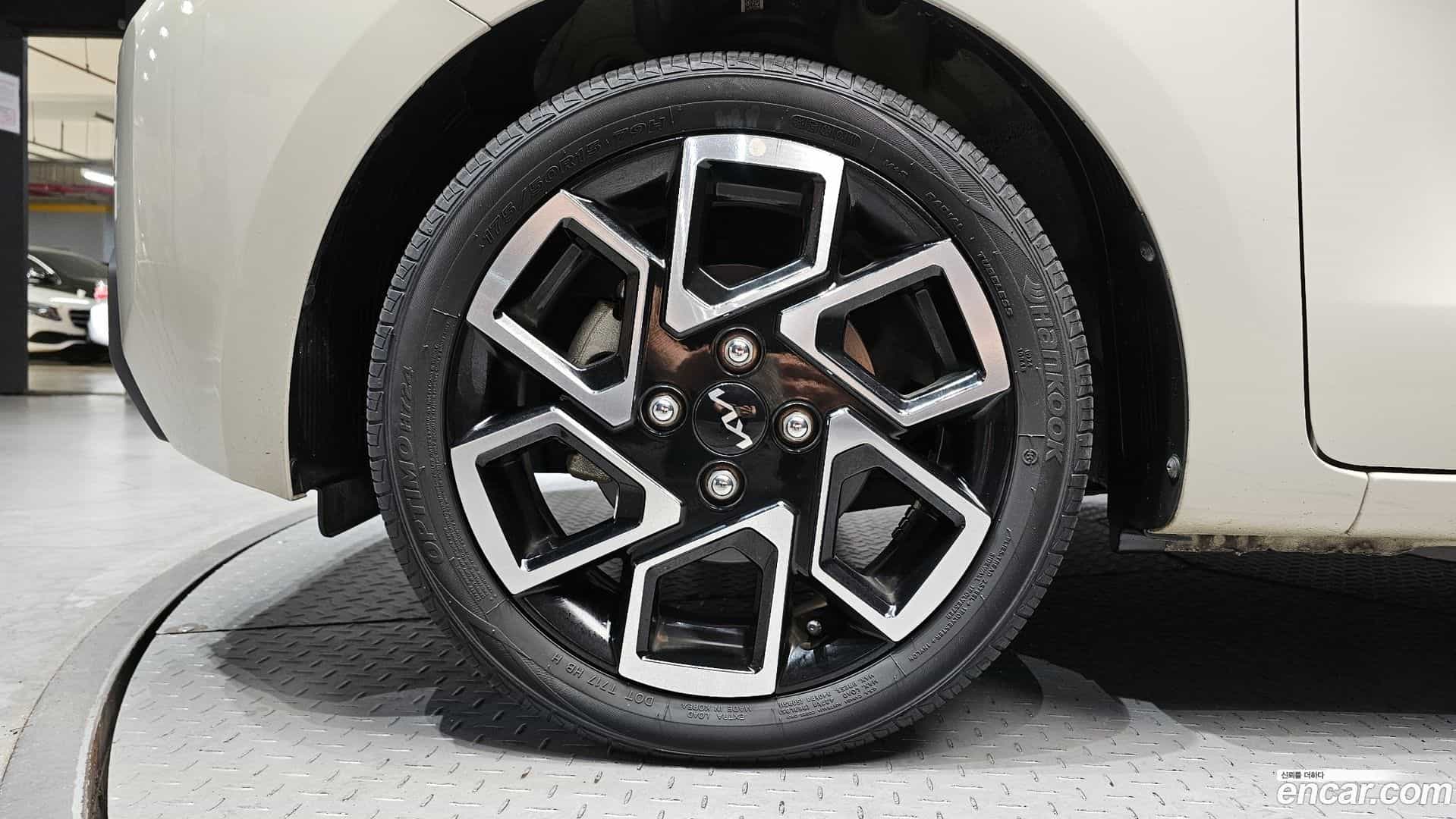 RAY Kia 2022.8-OUTER-005