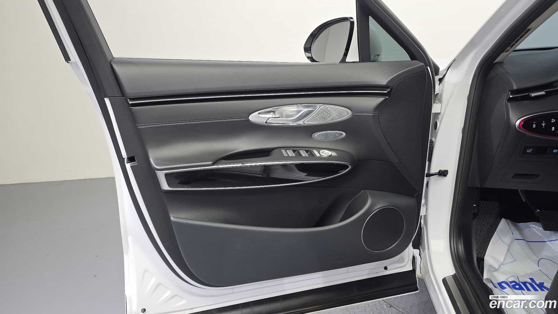 GV70 Genesis 2021.2-INNER-034