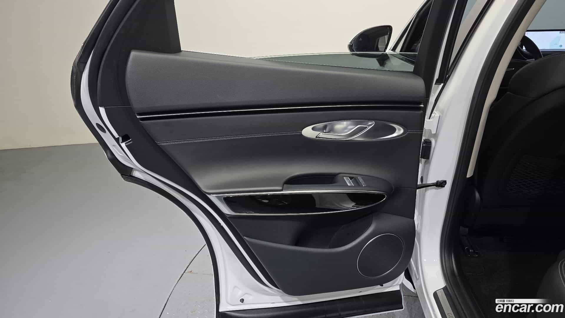 GV70 Genesis 2021.2-INNER-035