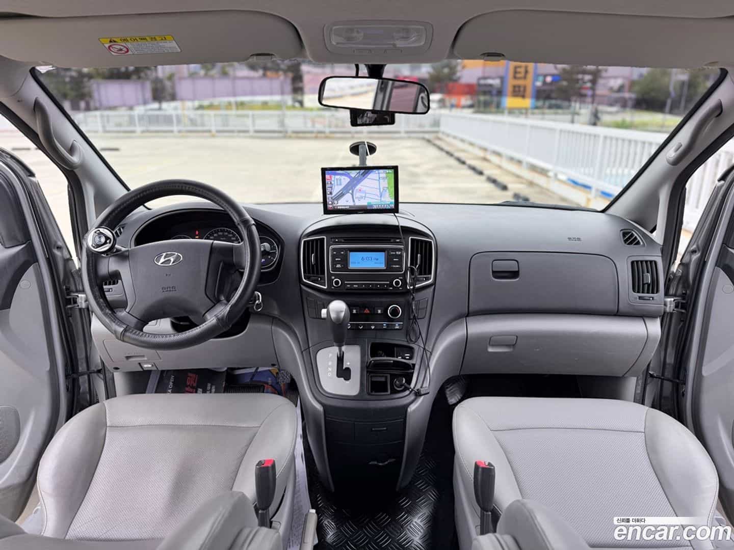 Starex Hyundai 2018.4-INNER-010