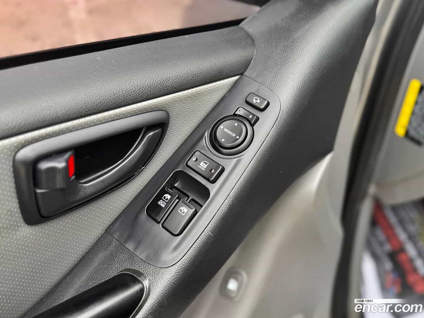 Starex Hyundai 2018.4-OPTION-016