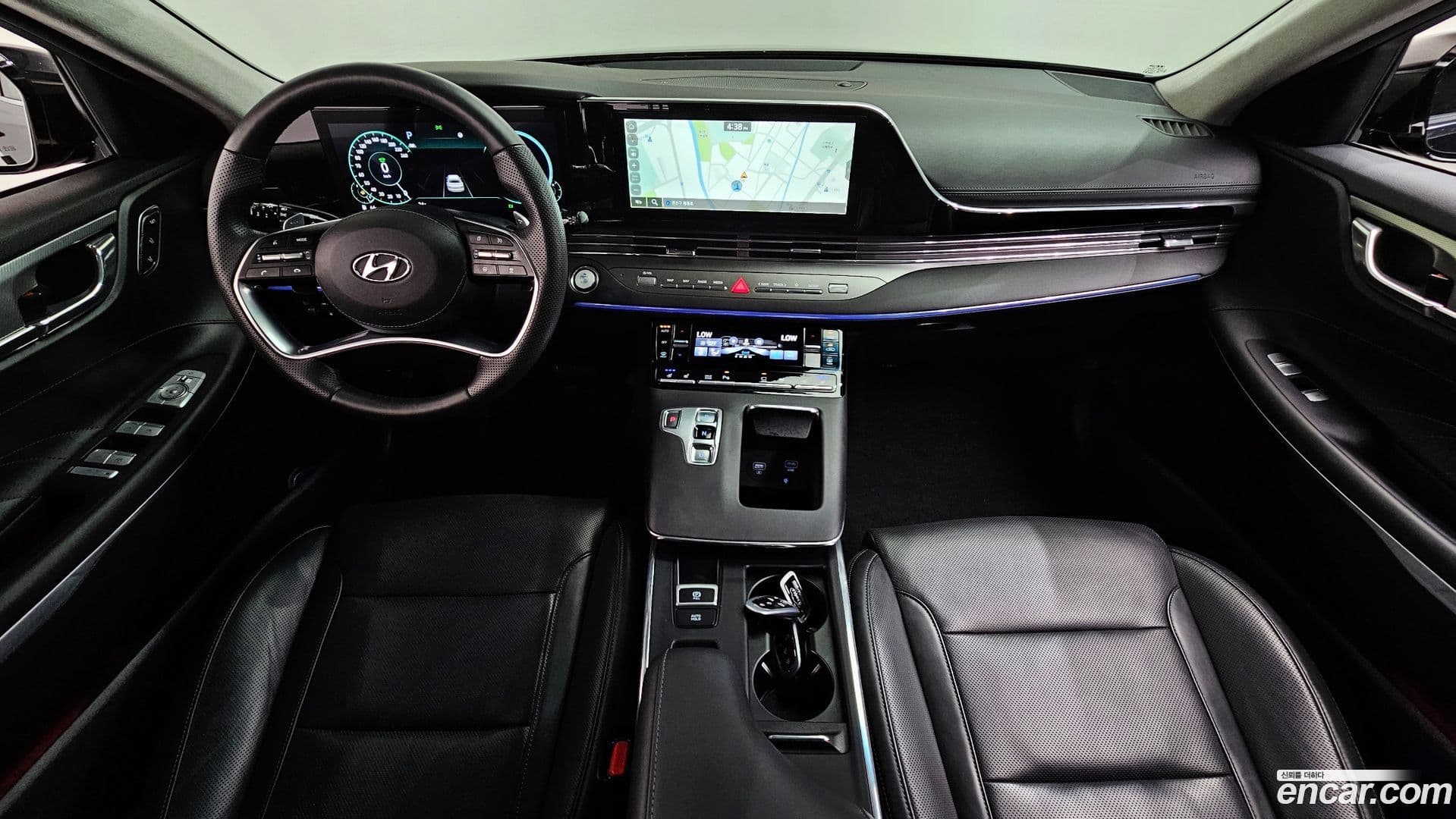Main__Slider__Photo:Grandeur Hyundai 2022.5-6