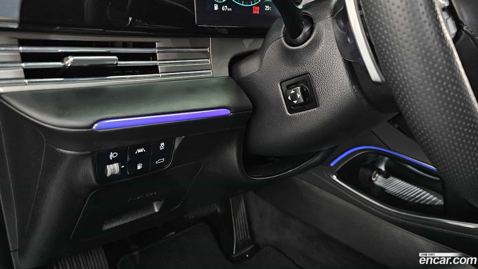 Grandeur Hyundai 2022.5-OPTION-042
