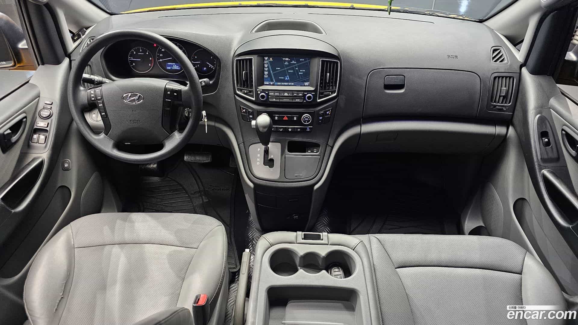 Starex Hyundai 2019.4-INNER-007