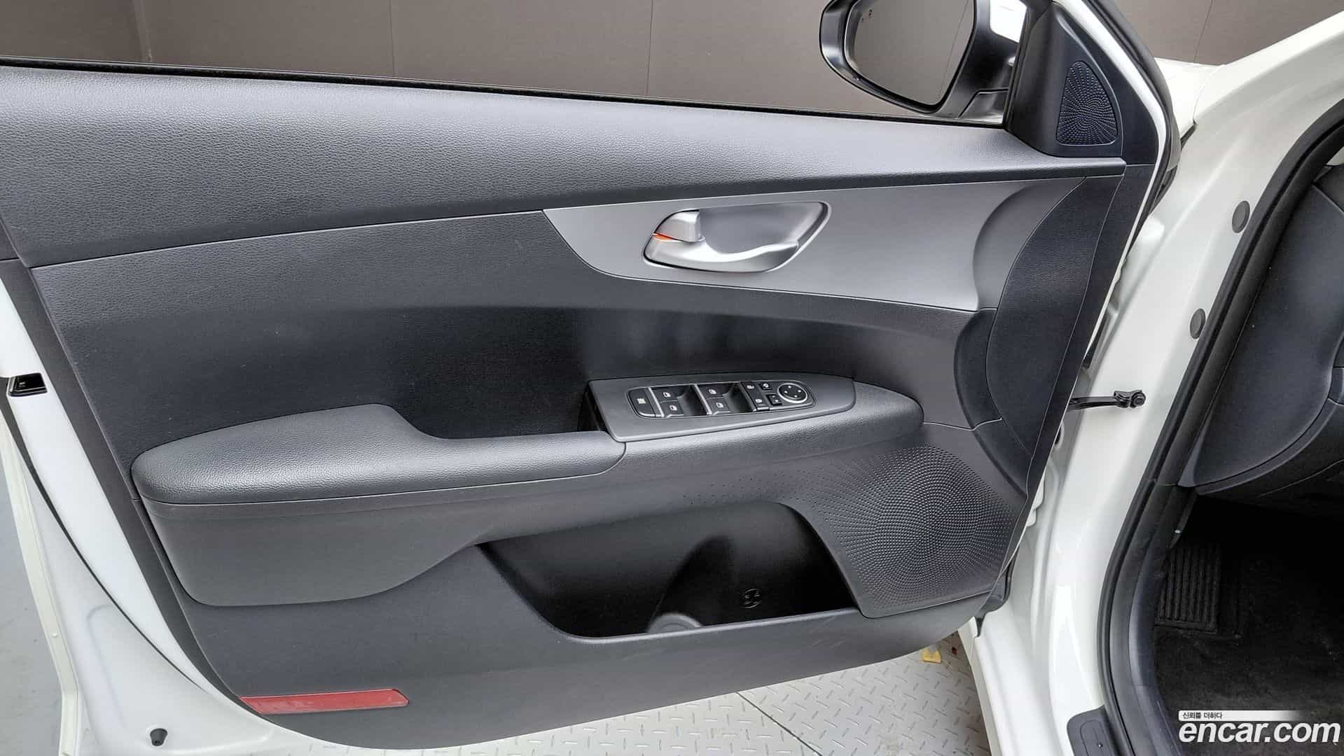 K3 Kia 2022.3-INNER-034