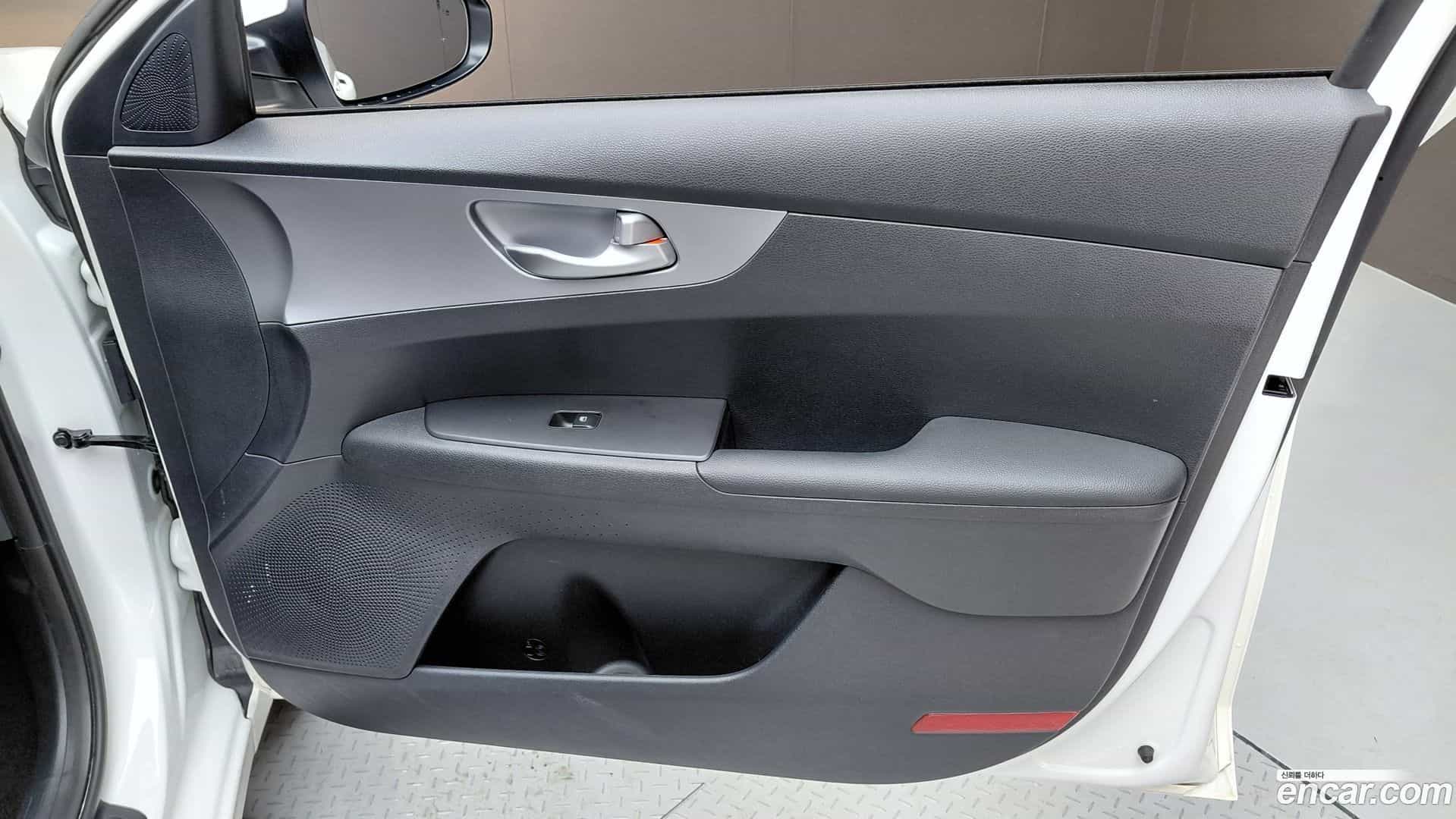 K3 Kia 2022.3-INNER-035