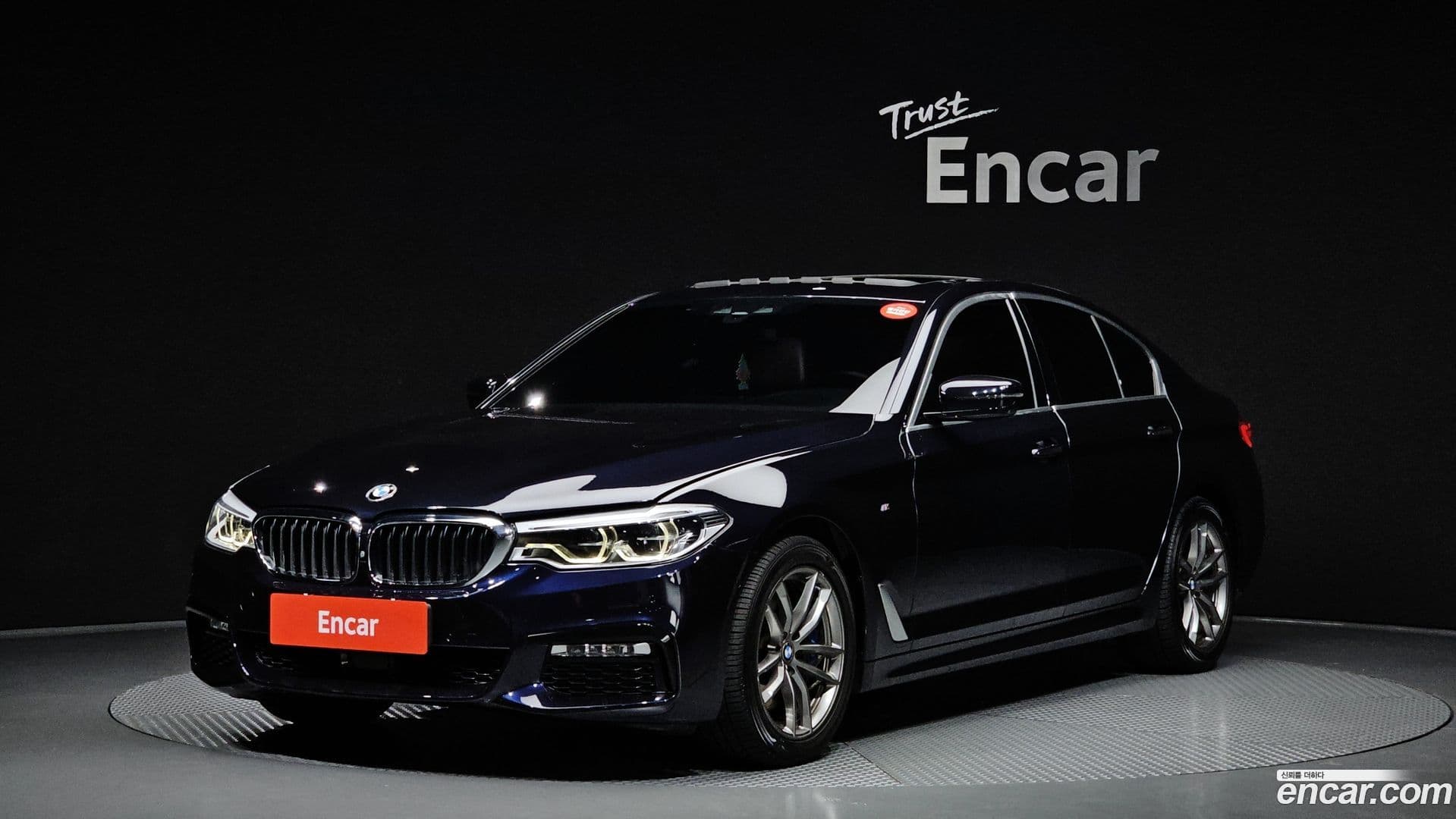 Main__Slider__Photo:5-Series BMW 2018.2-0