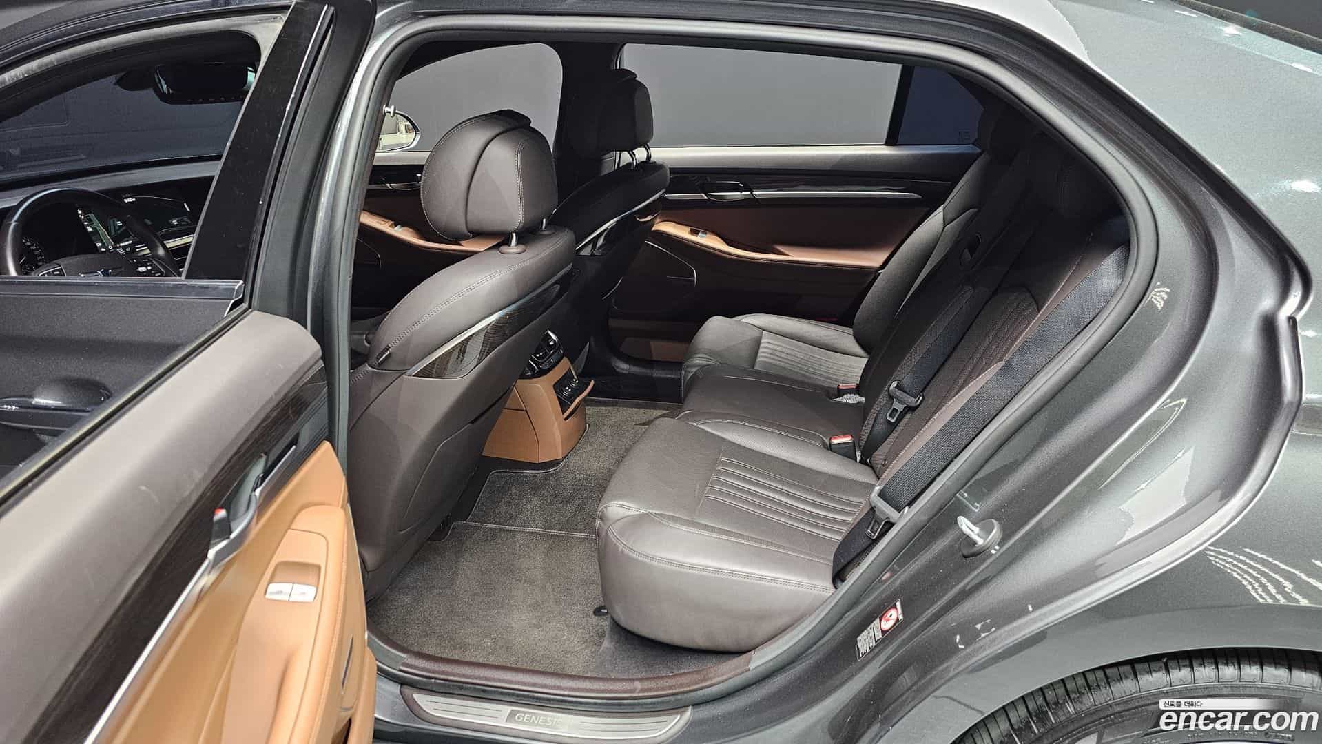 G90 Genesis 2019.11-INNER-036