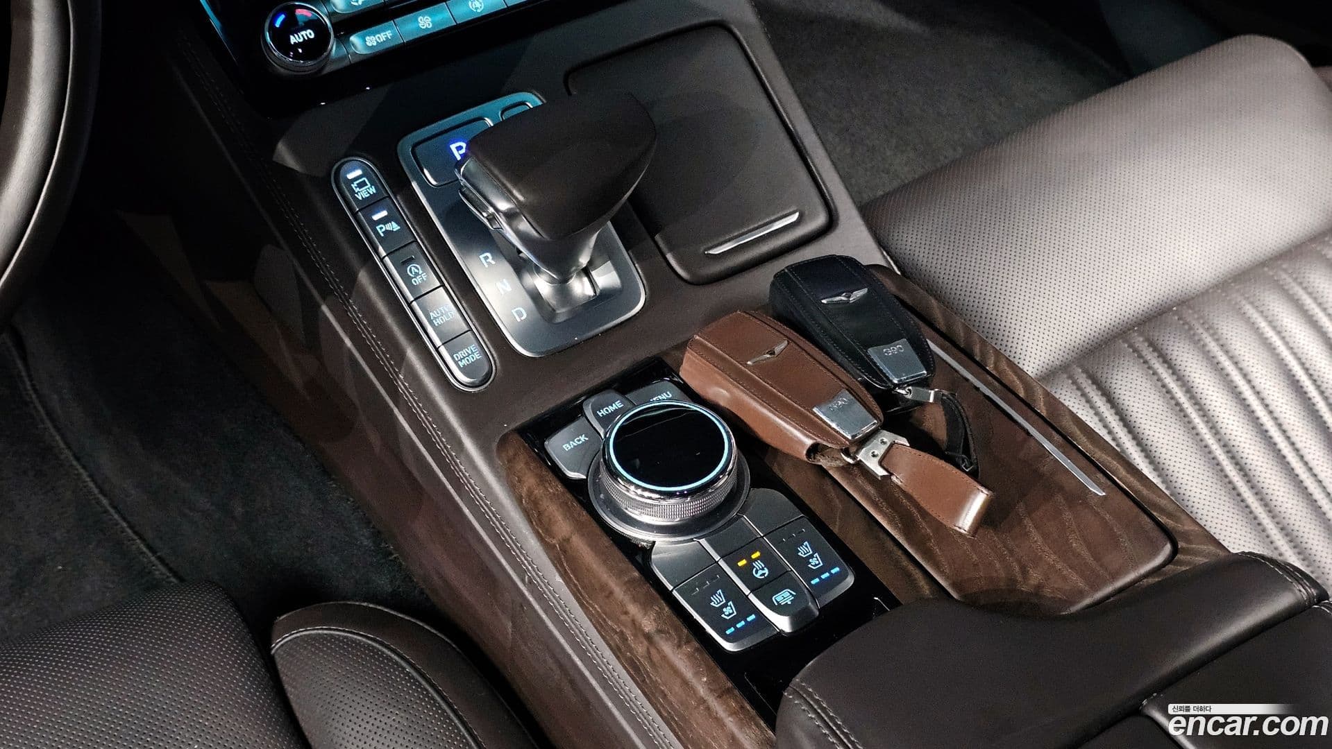 Main__Slider__Photo:G90 Genesis 2021.4-8