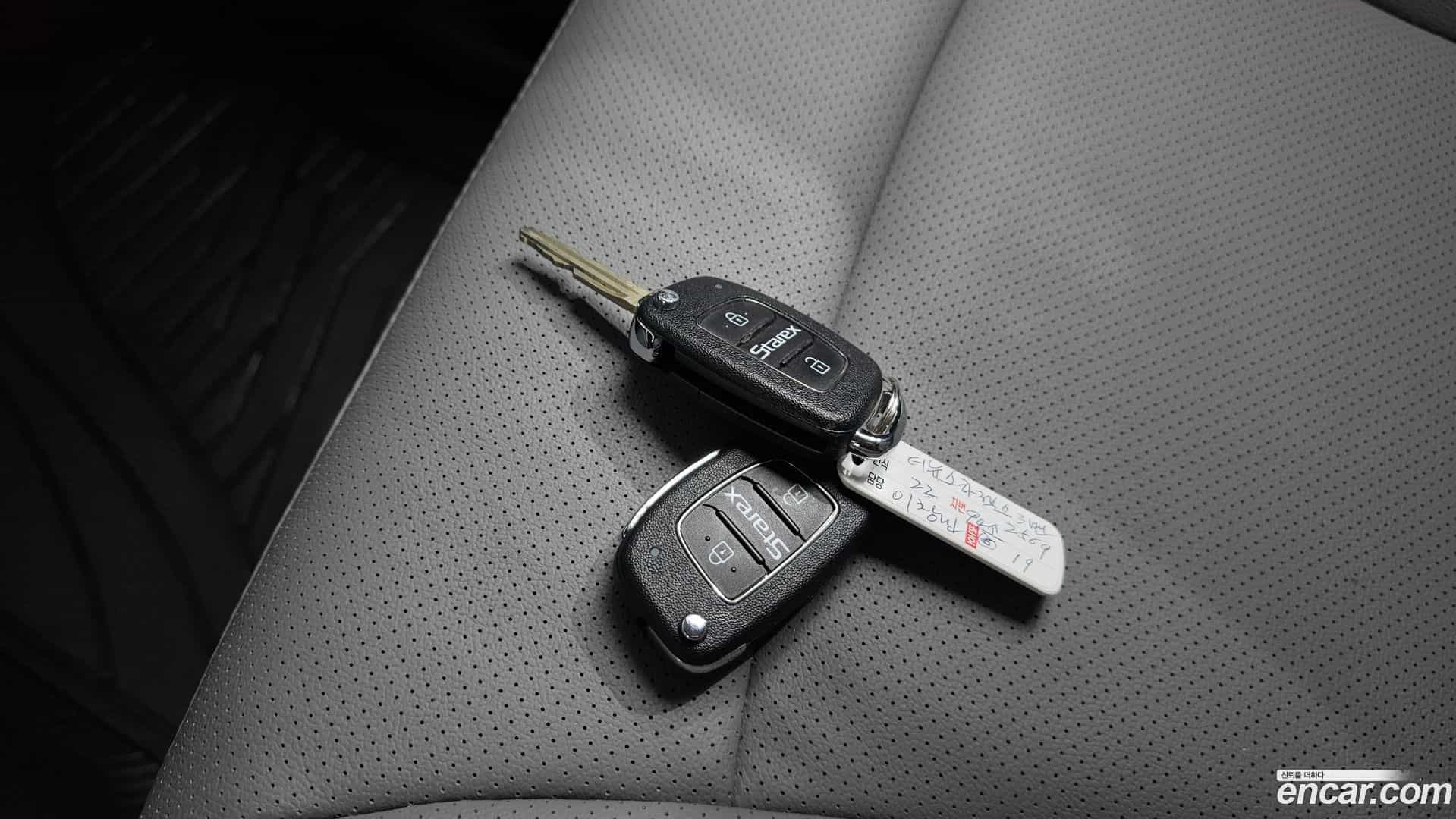 Starex Hyundai 2021.3-OPTION-017
