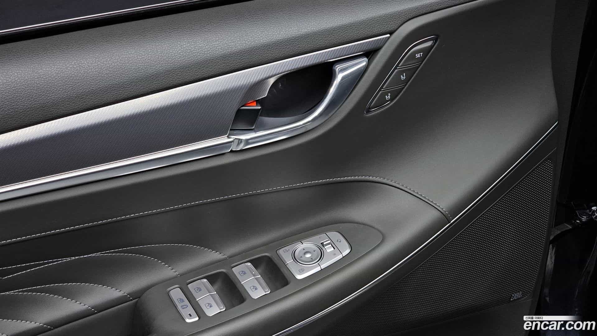 Grandeur Hyundai 2021.3-OPTION-041