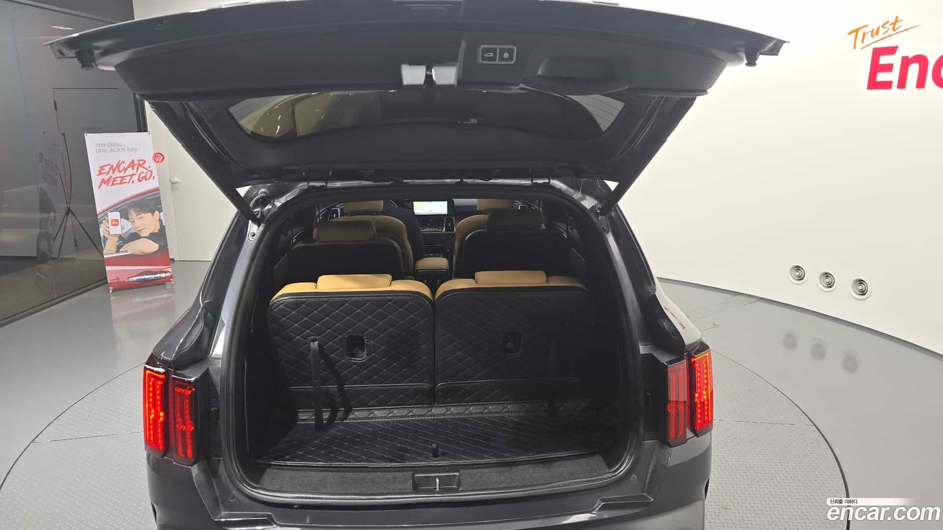 Sorento Kia 2022.0-OPTION-045