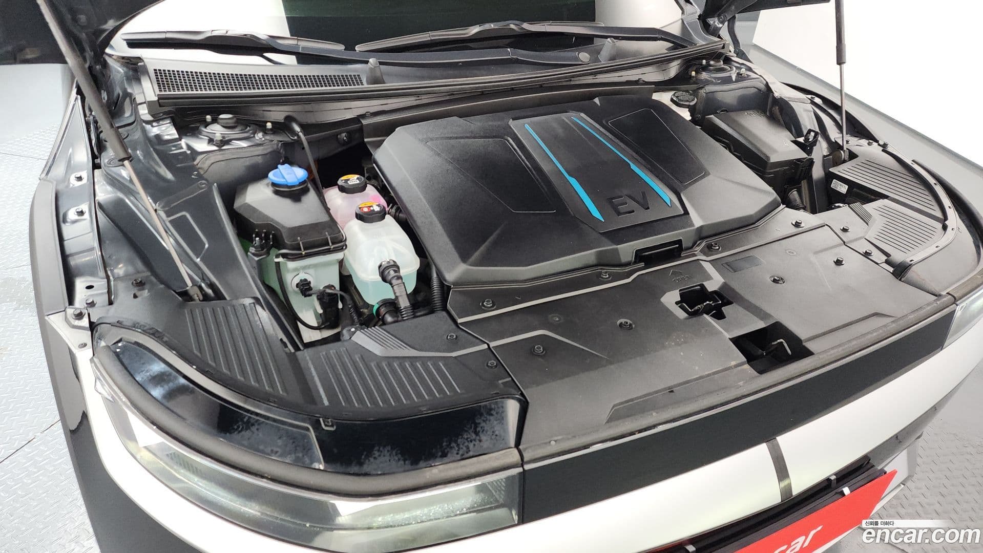 Main__Slider__Photo:Ioniq5 Hyundai 2021.8-5