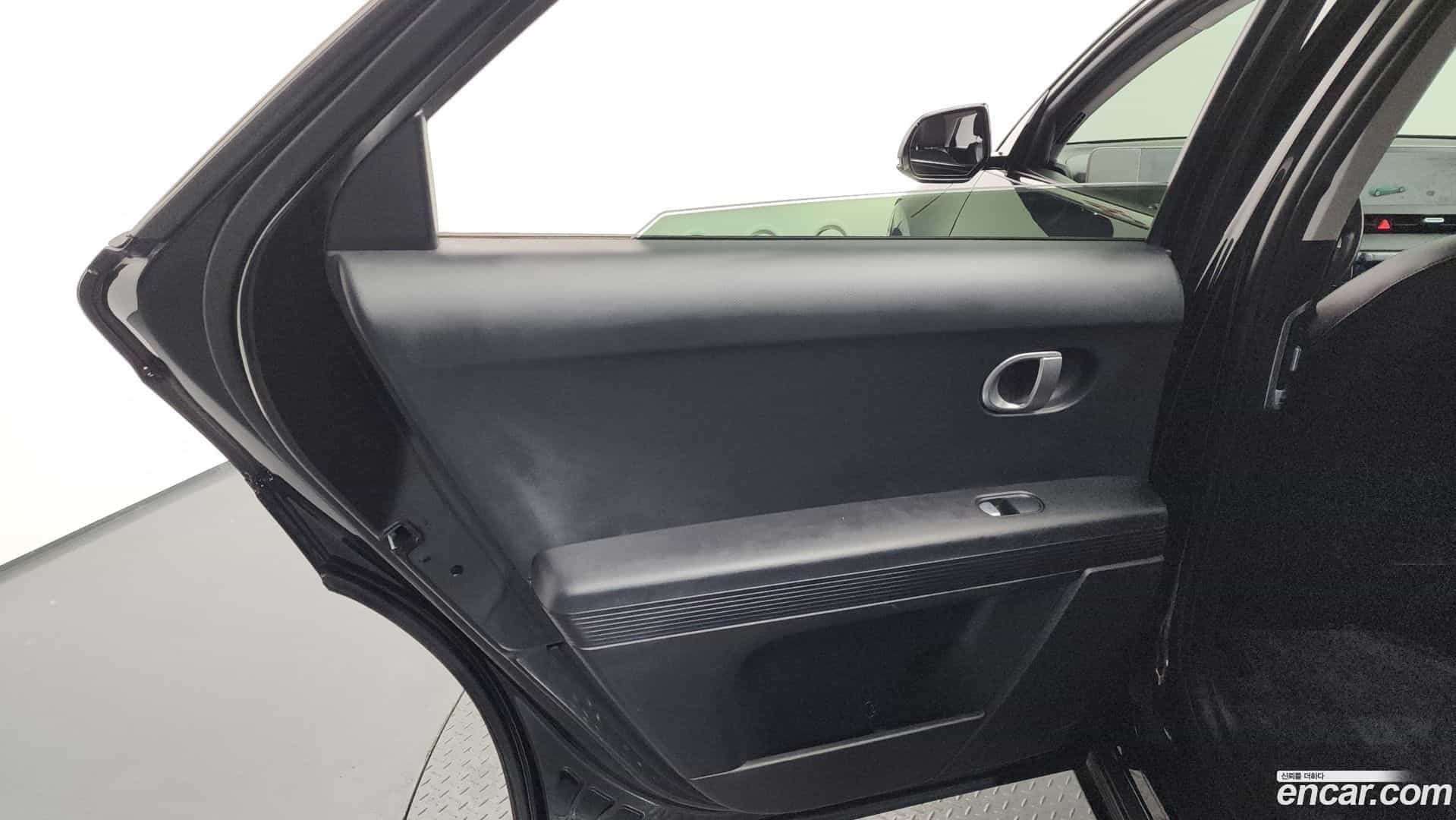 Ioniq5 Hyundai 2021.8-INNER-035