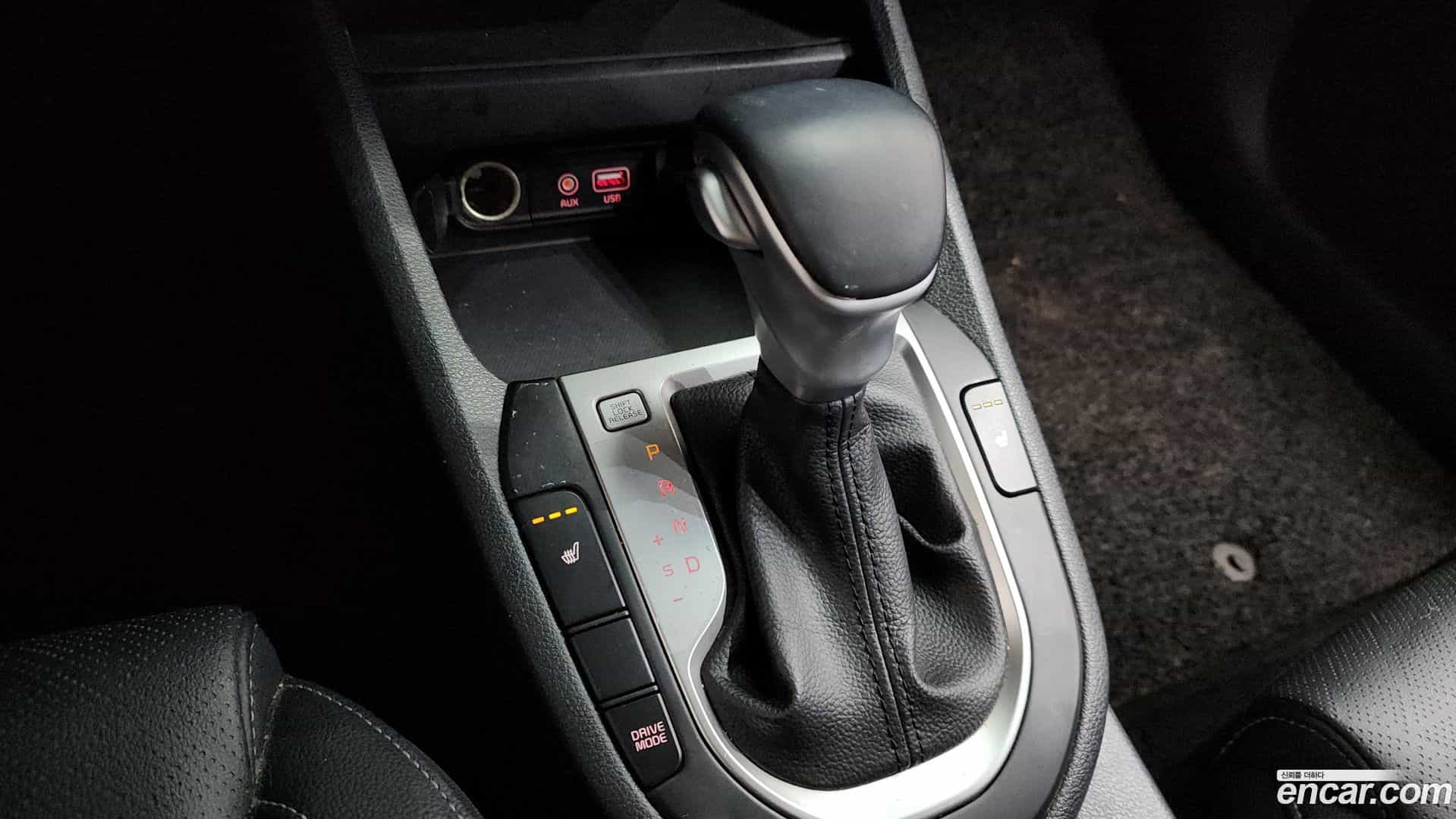 K3 Kia 2021.2-INNER-009