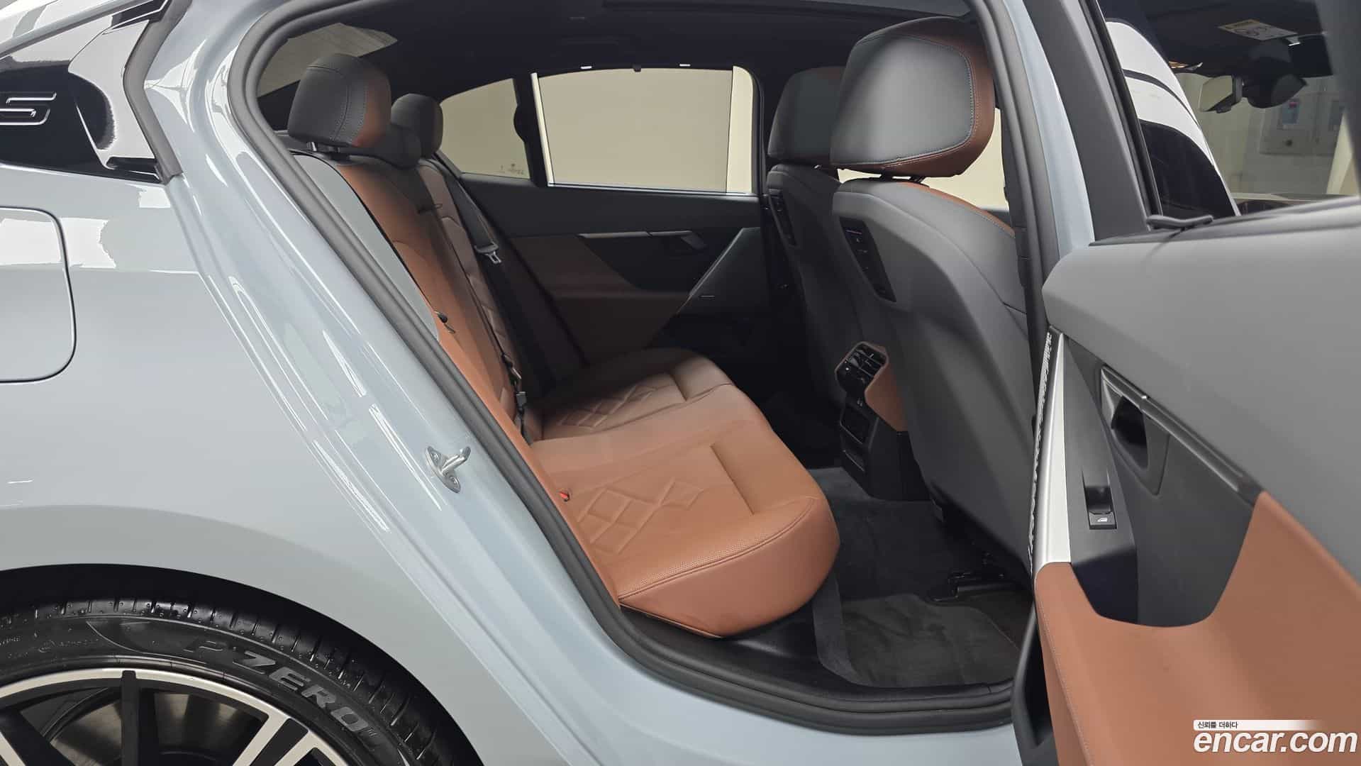 5-Series BMW 2024.3-OPTION-016