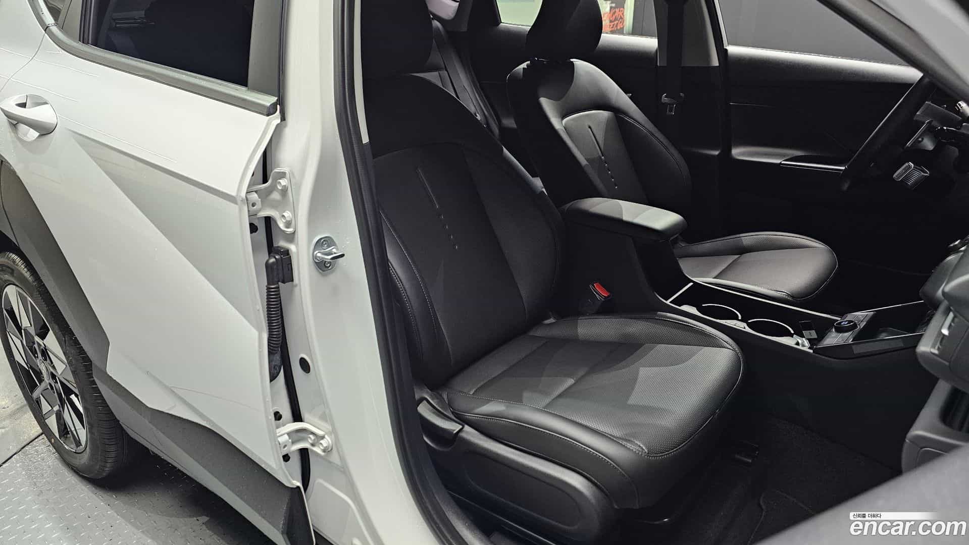 Kona Hyundai 2023.3-OPTION-015