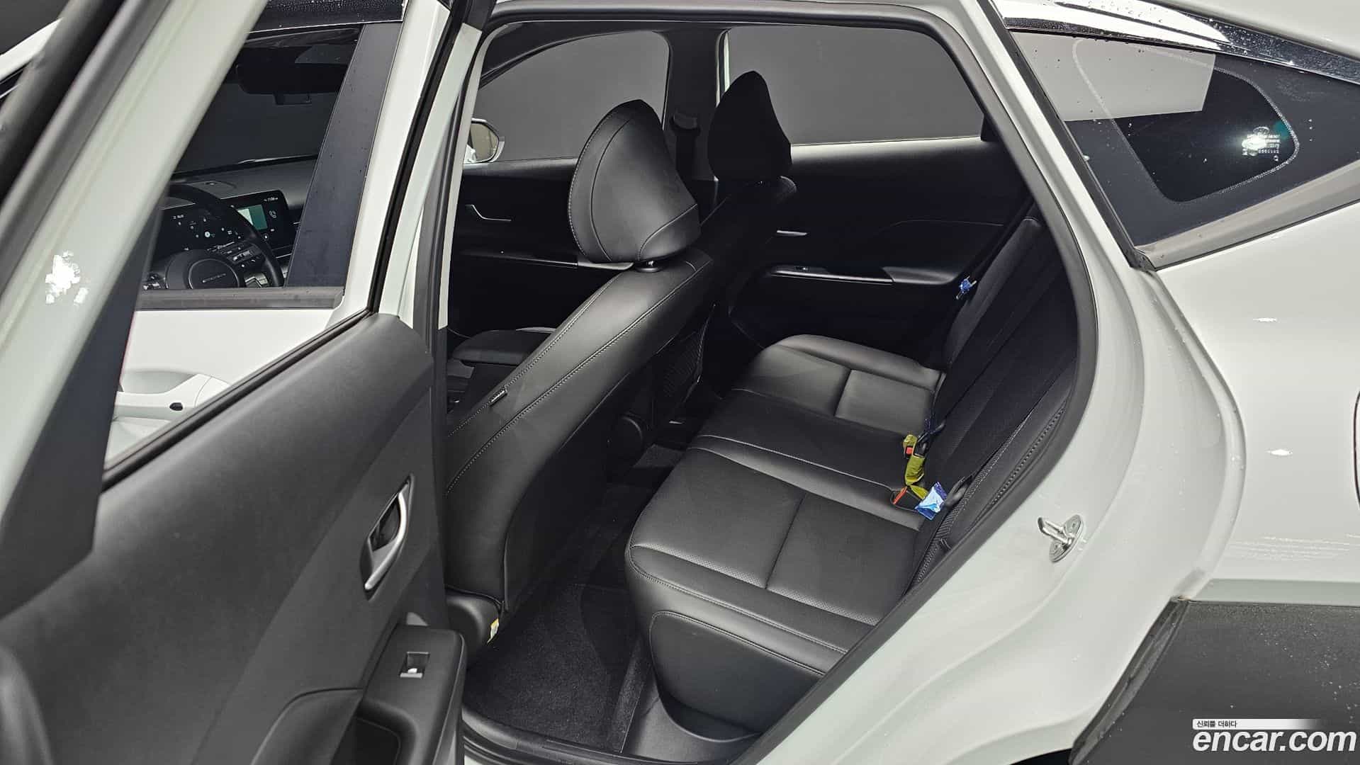 Kona Hyundai 2023.3-INNER-036