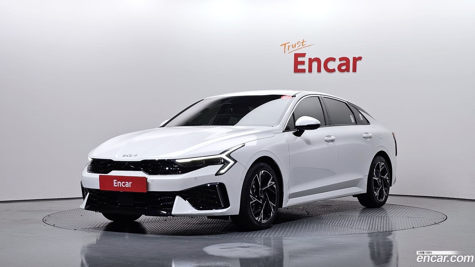 Main__Slider__Photo:K5 Kia 2023.11-0