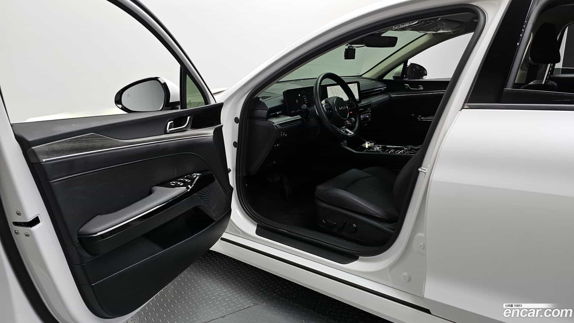 K5 Kia 2023.11-INNER-010