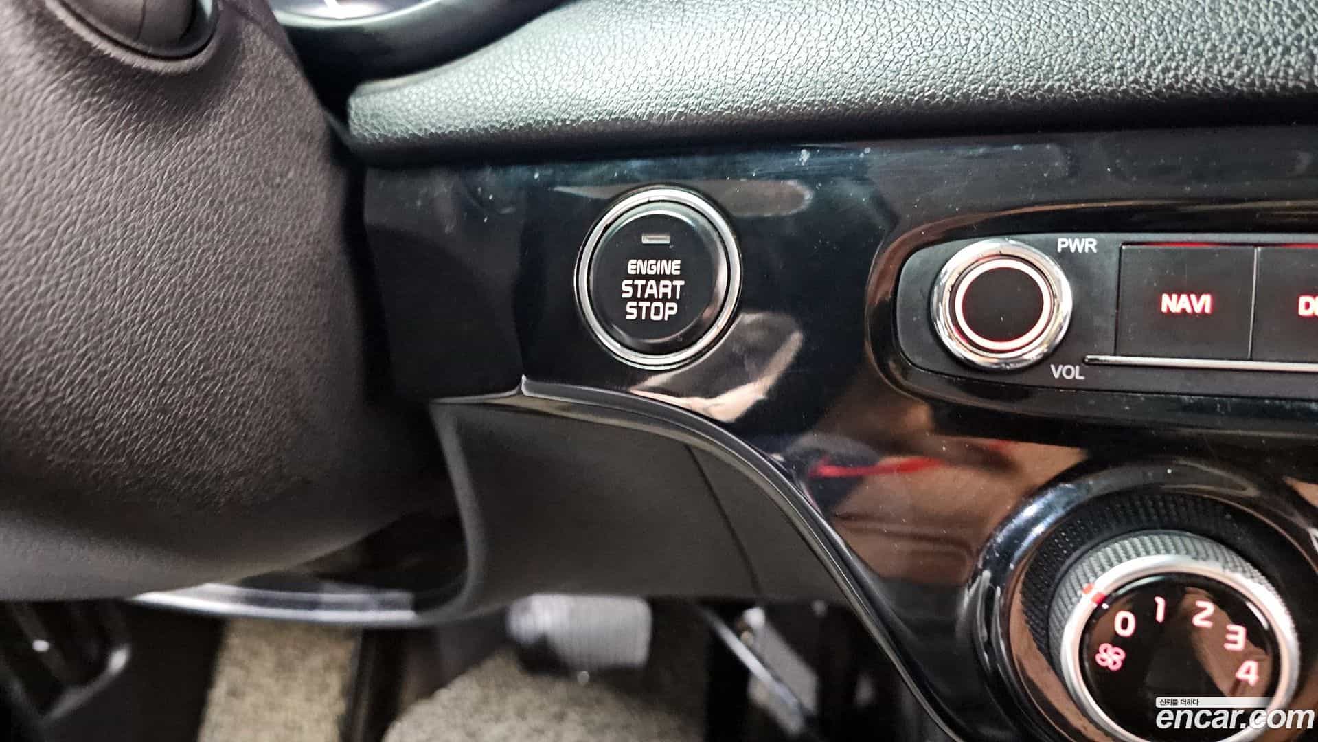 Sportage Kia 2016.0-OPTION-043