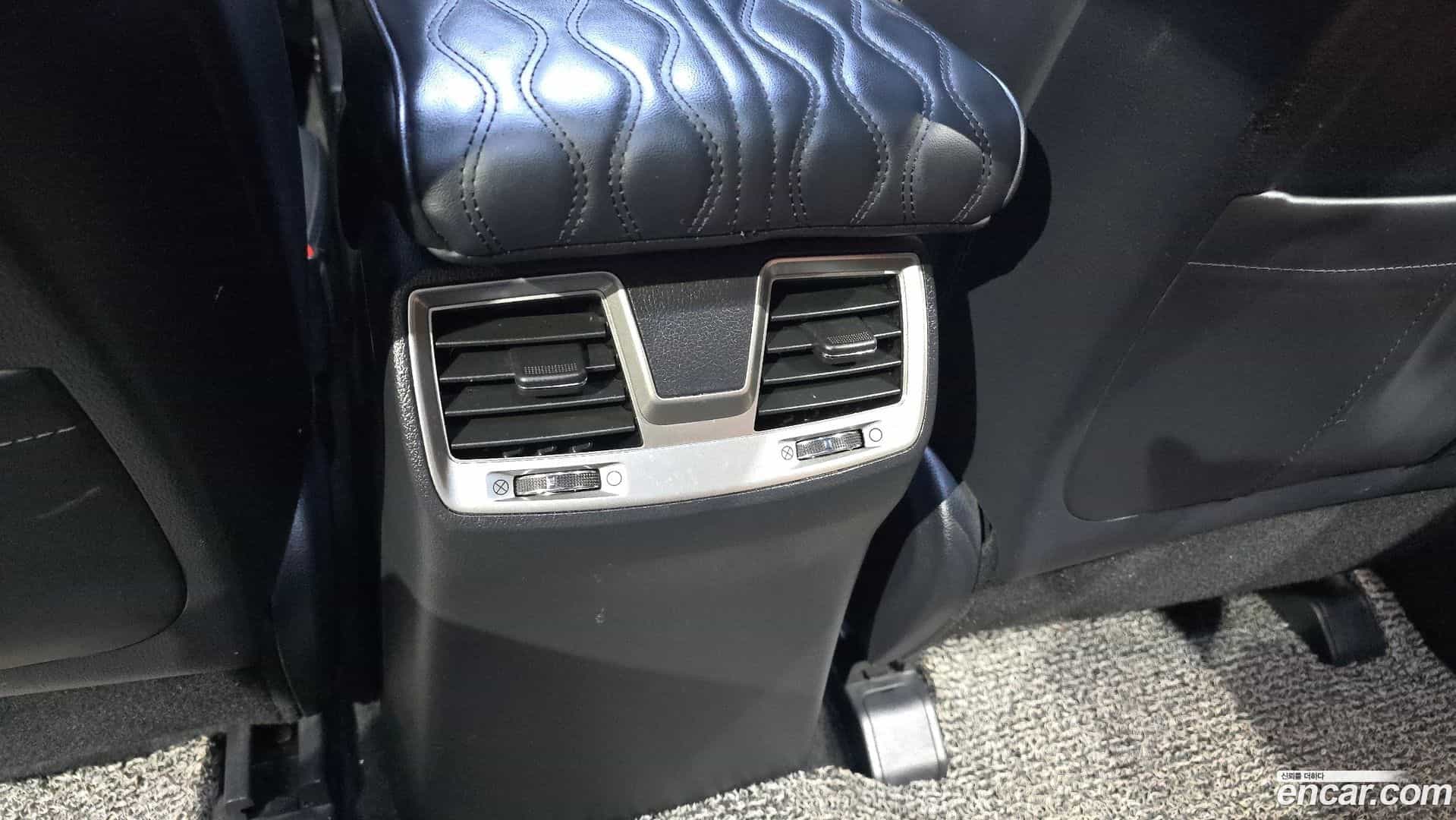 Rexton KG Mobility 2019.2-OPTION-042