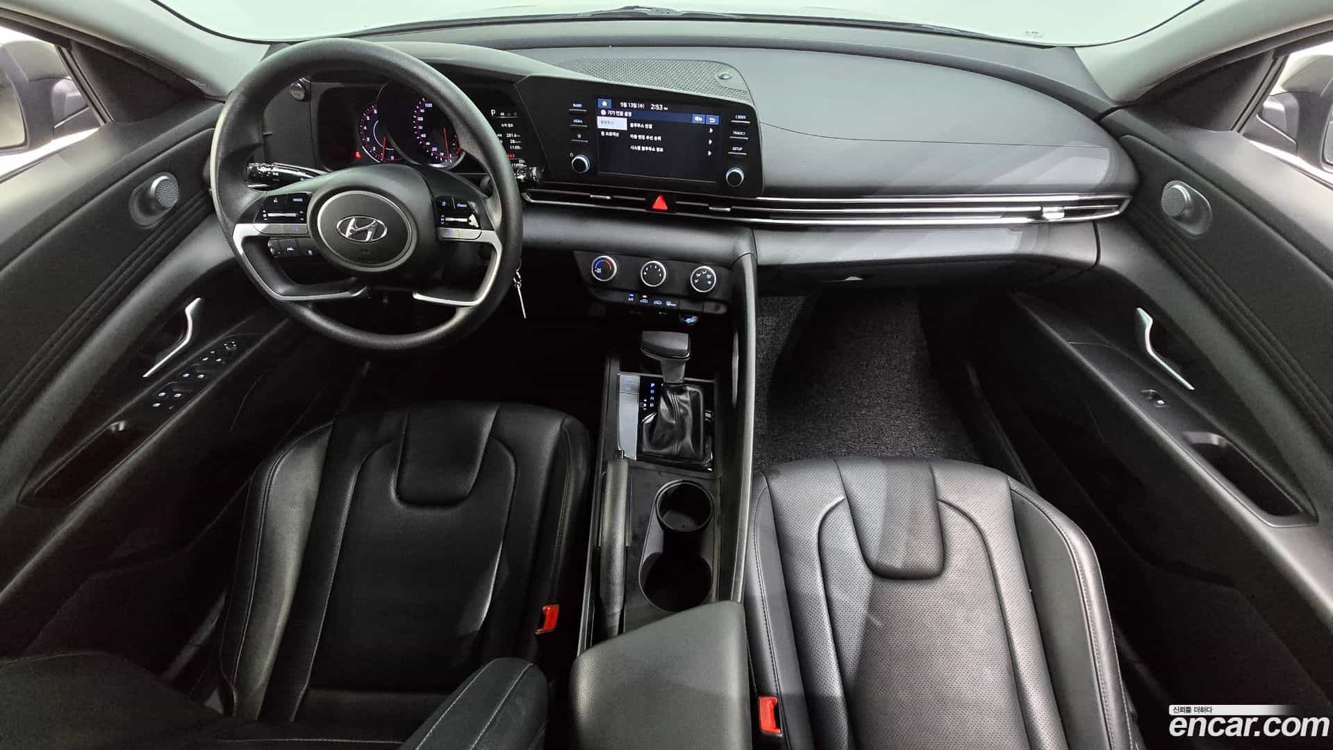 AVANTE Hyundai 2022.6-INNER-007