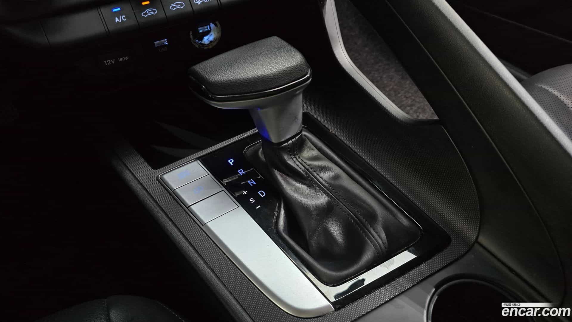 AVANTE Hyundai 2022.6-INNER-009