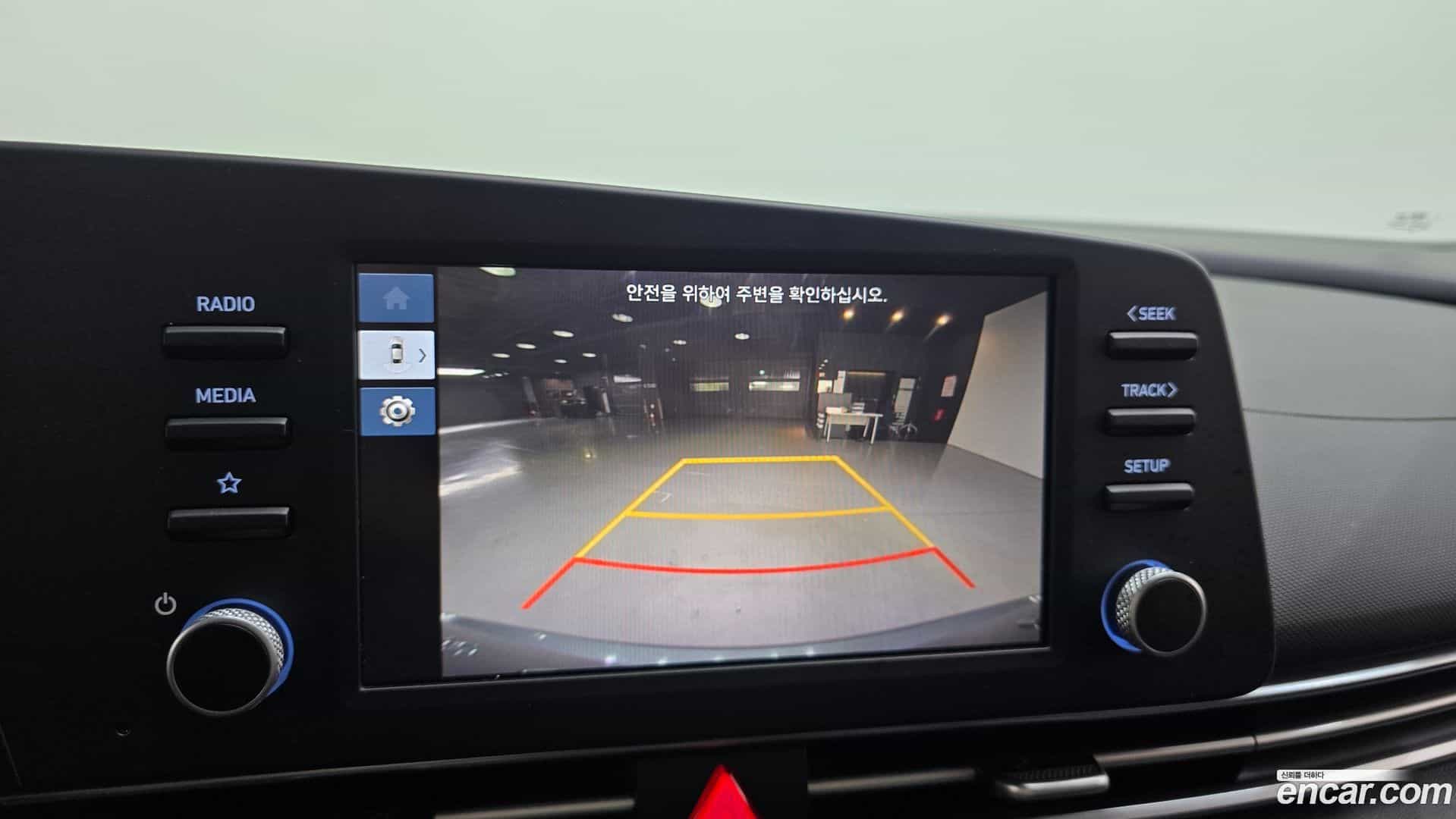 AVANTE Hyundai 2022.6-OPTION-020