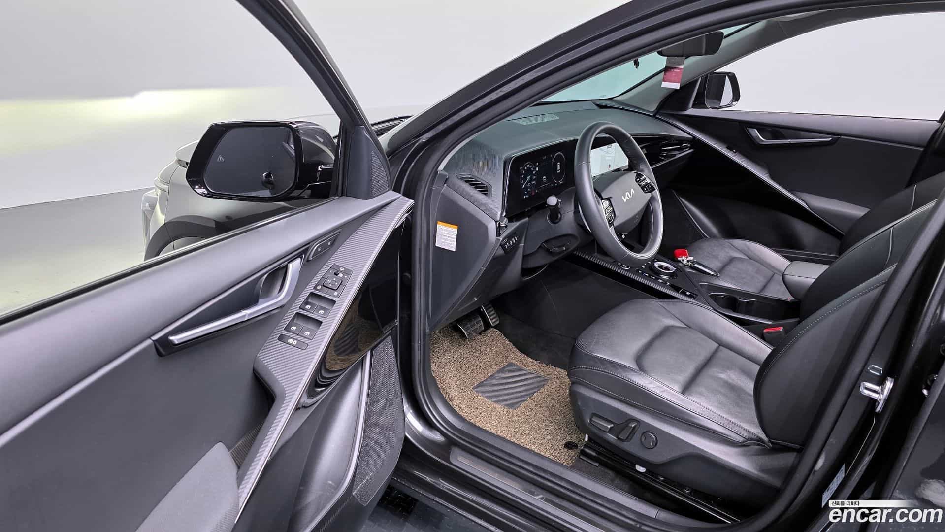 Niro Kia 2022.3-INNER-010