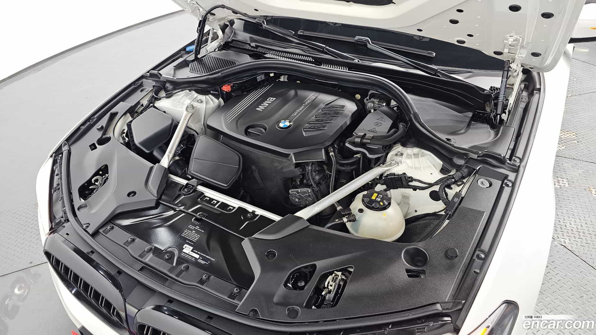 5-Series BMW 2018.5-OUTER-006