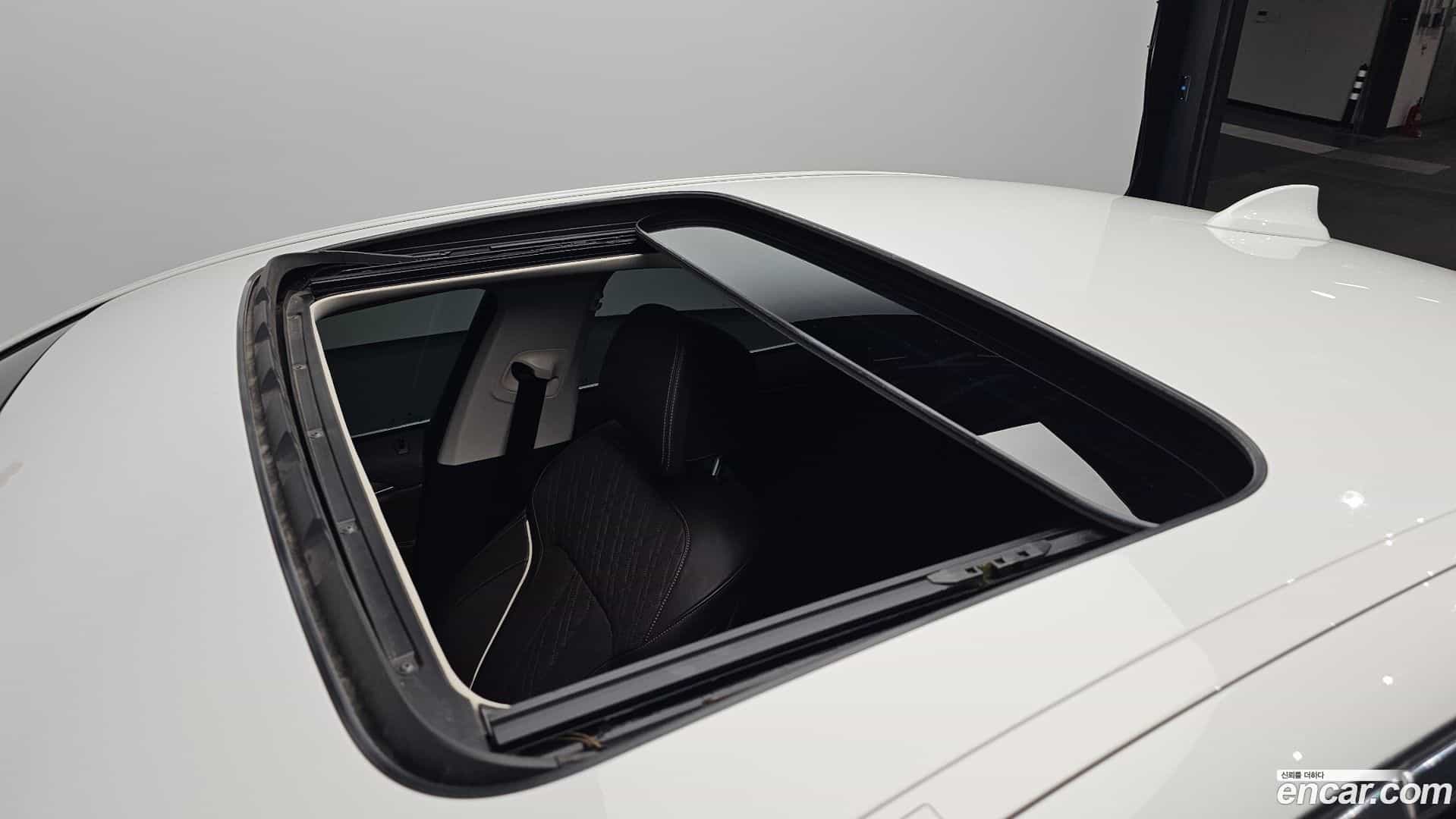 5-Series BMW 2018.5-OPTION-019