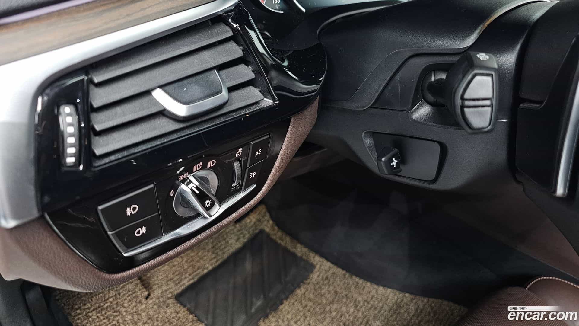 5-Series BMW 2018.5-OPTION-046