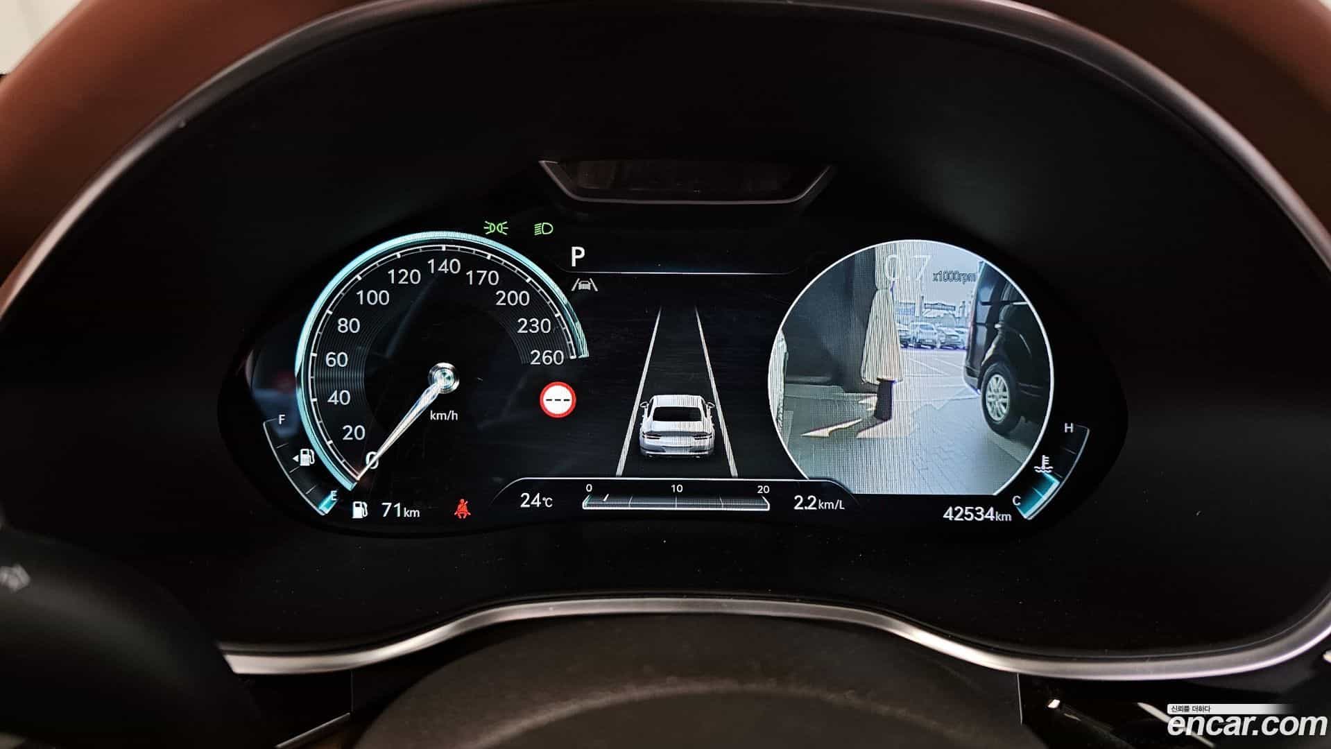 G80 Genesis 2022.2-INNER-008