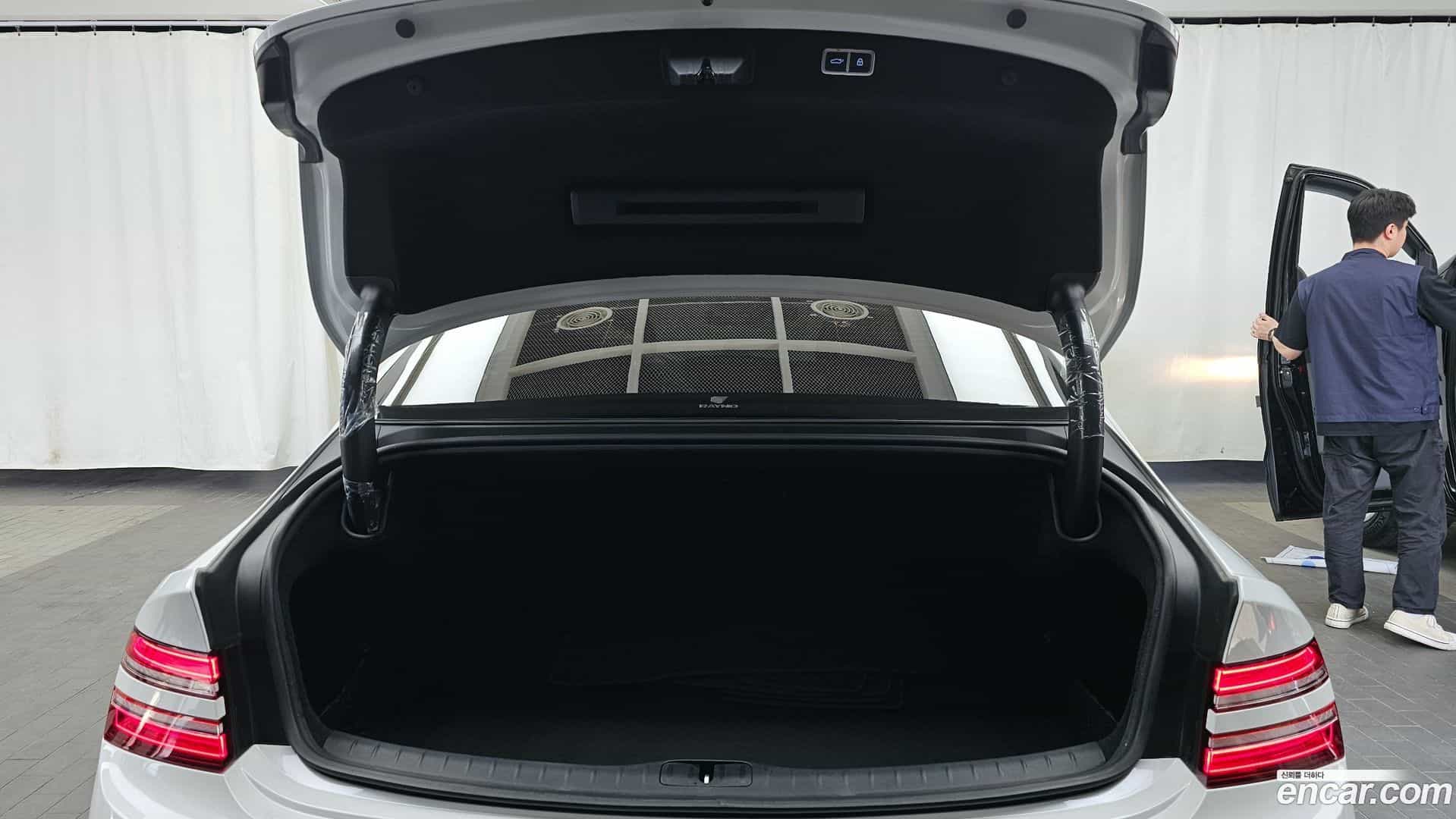 G80 Genesis 2022.2-OPTION-024