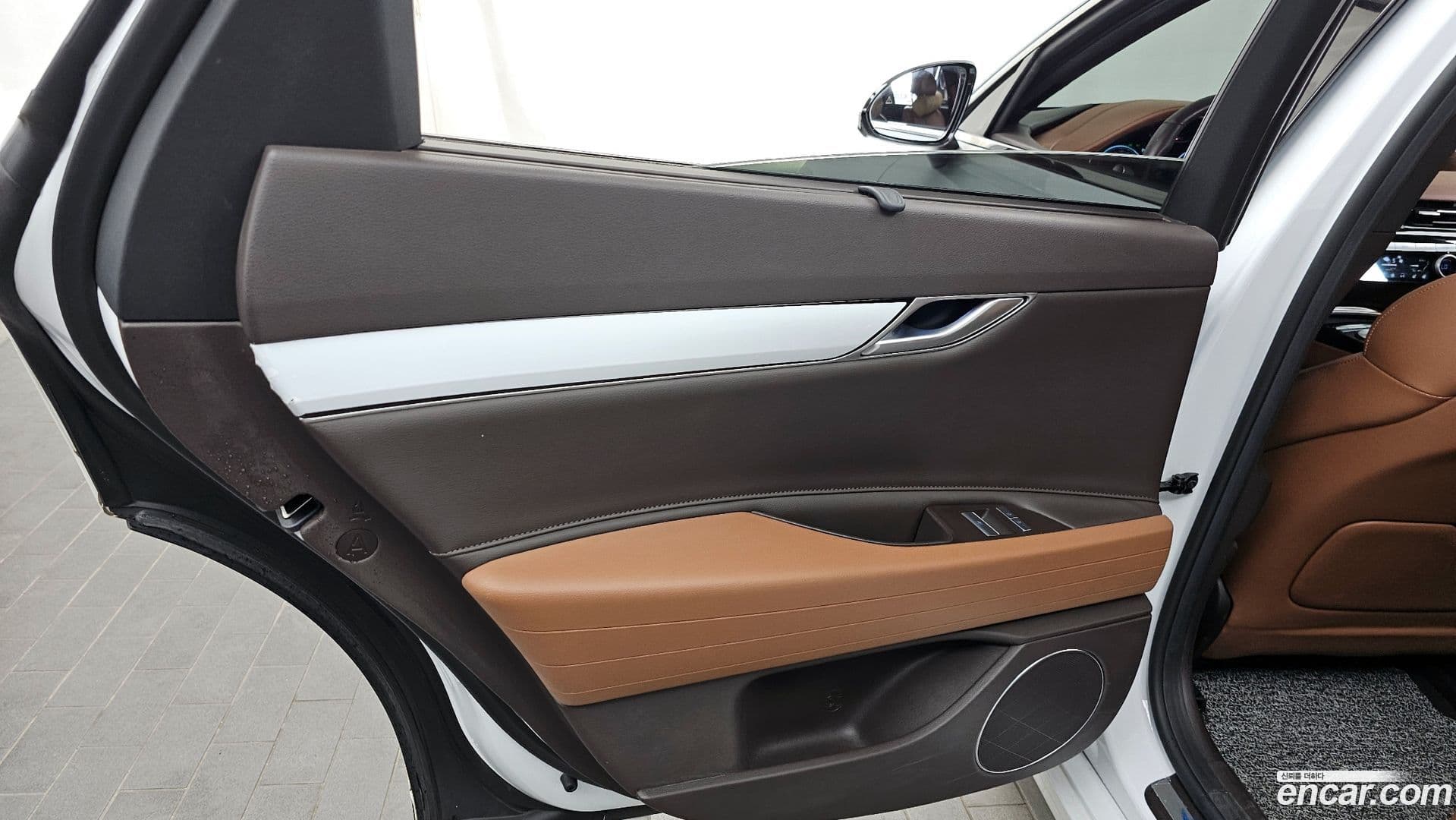 Main__Slider__Photo:G80 Genesis 2022.2-24