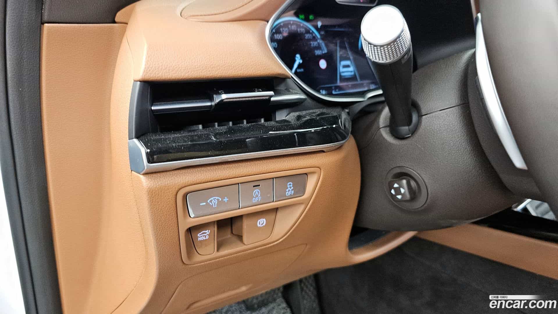 G80 Genesis 2022.2-OPTION-041