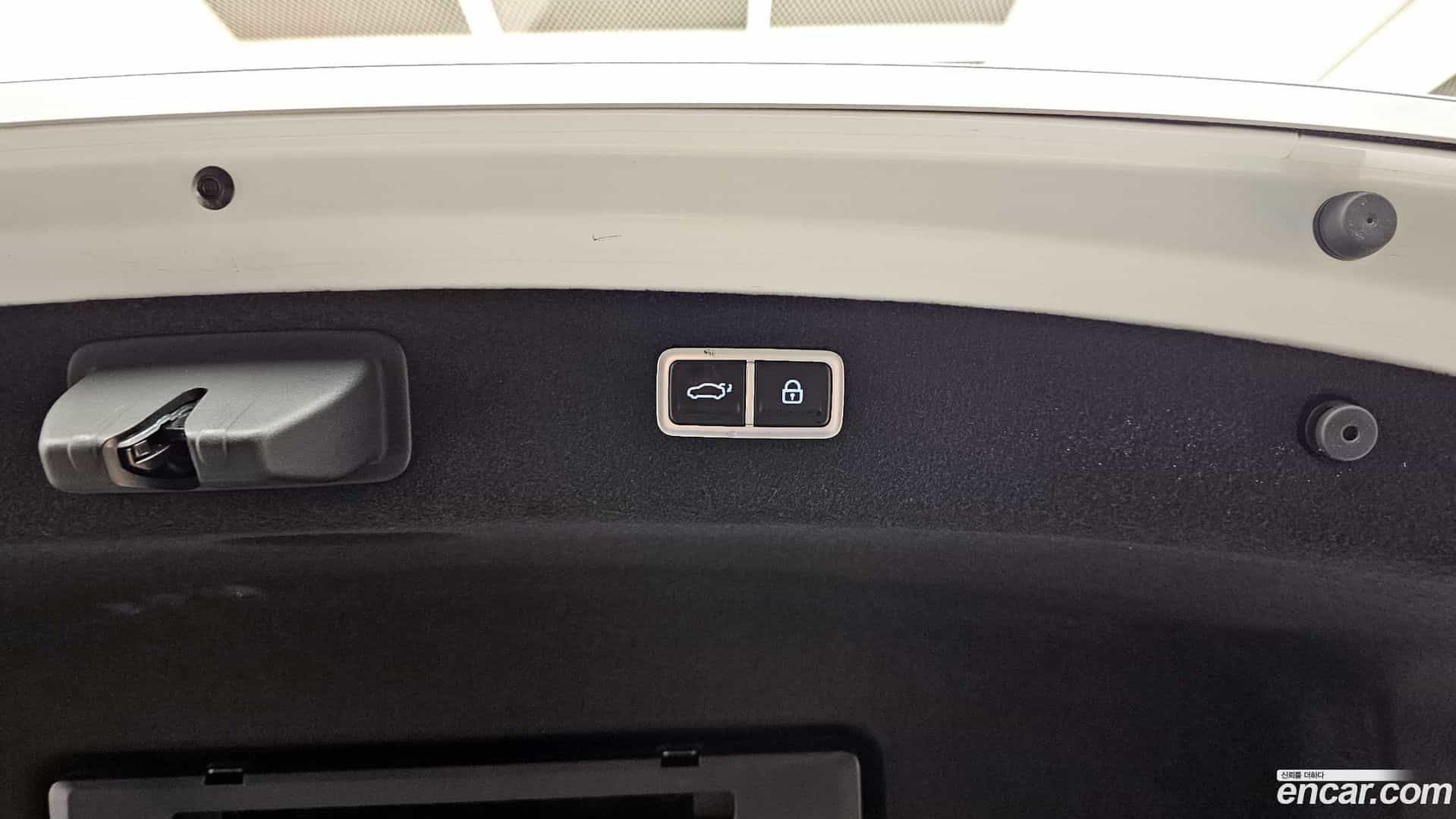 G80 Genesis 2022.2-OPTION-046
