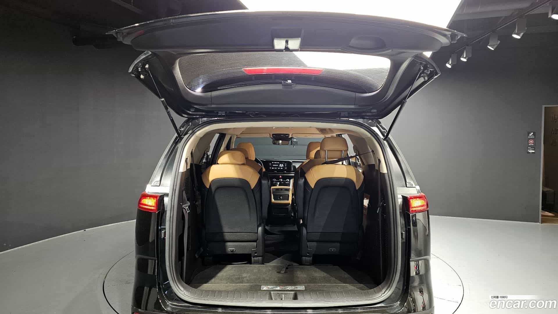 Canival Kia 2022.2-OPTION-024