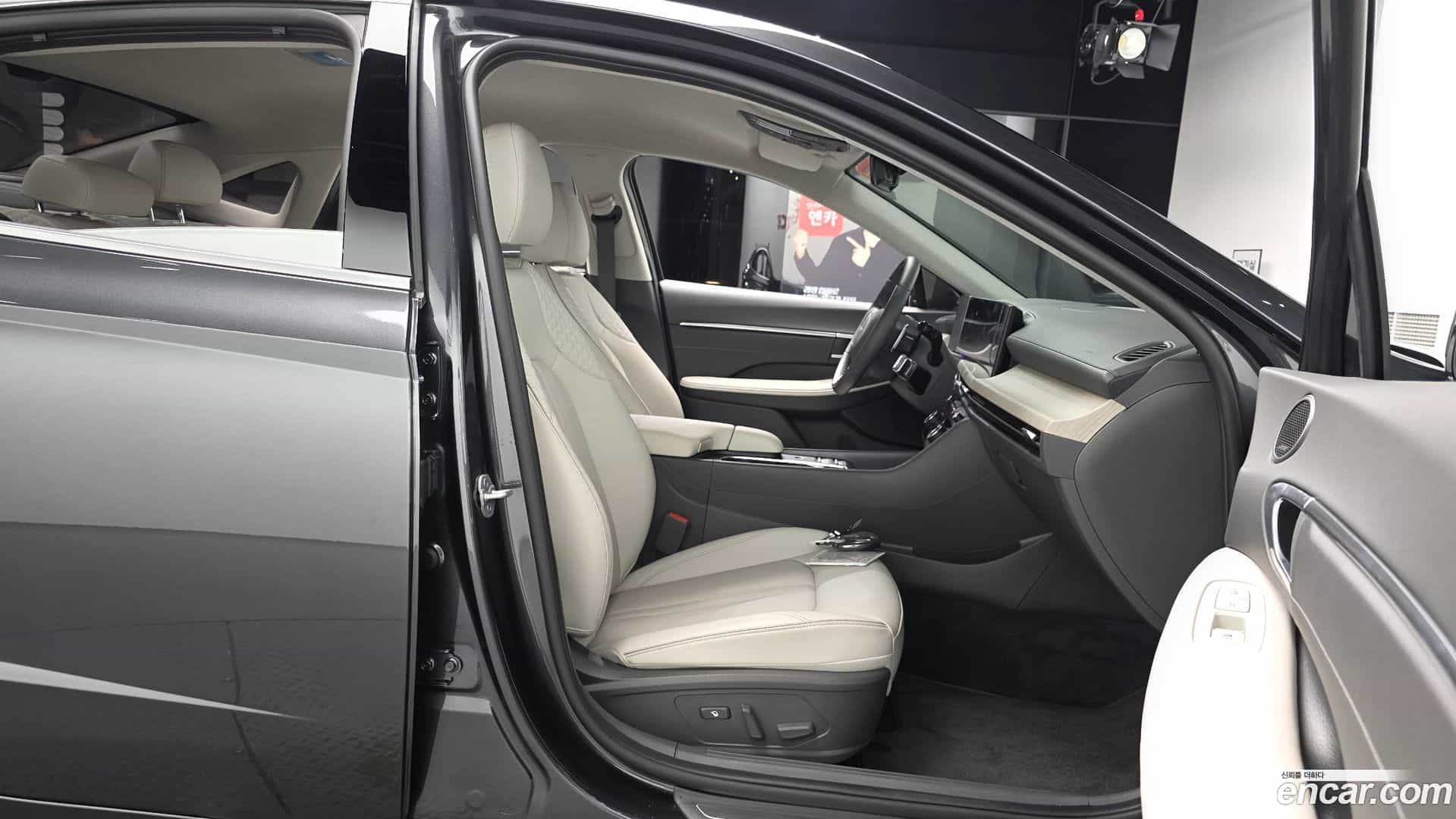 Sonata Hyundai 2025.0-INNER-036