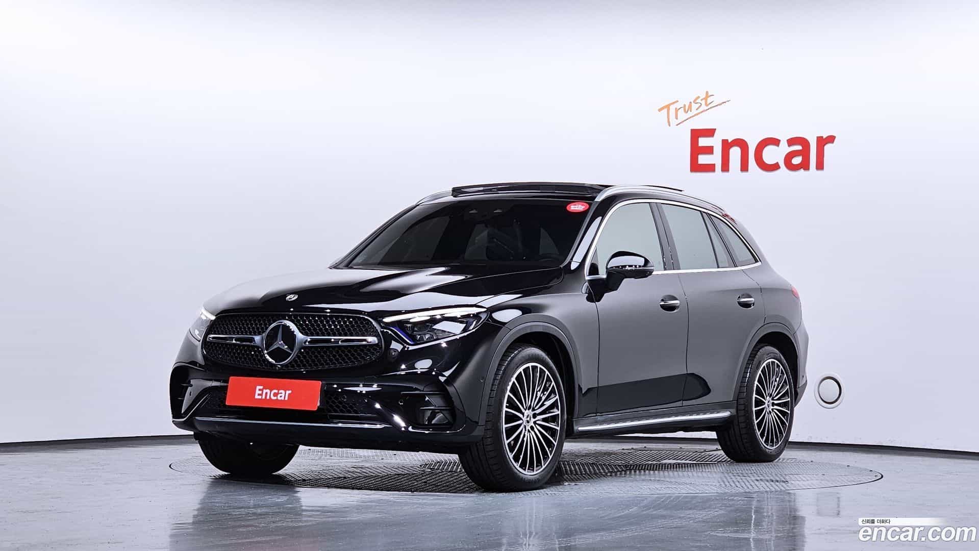 GLC-Class Mercedes-Benz 2024.7-OUTER-001