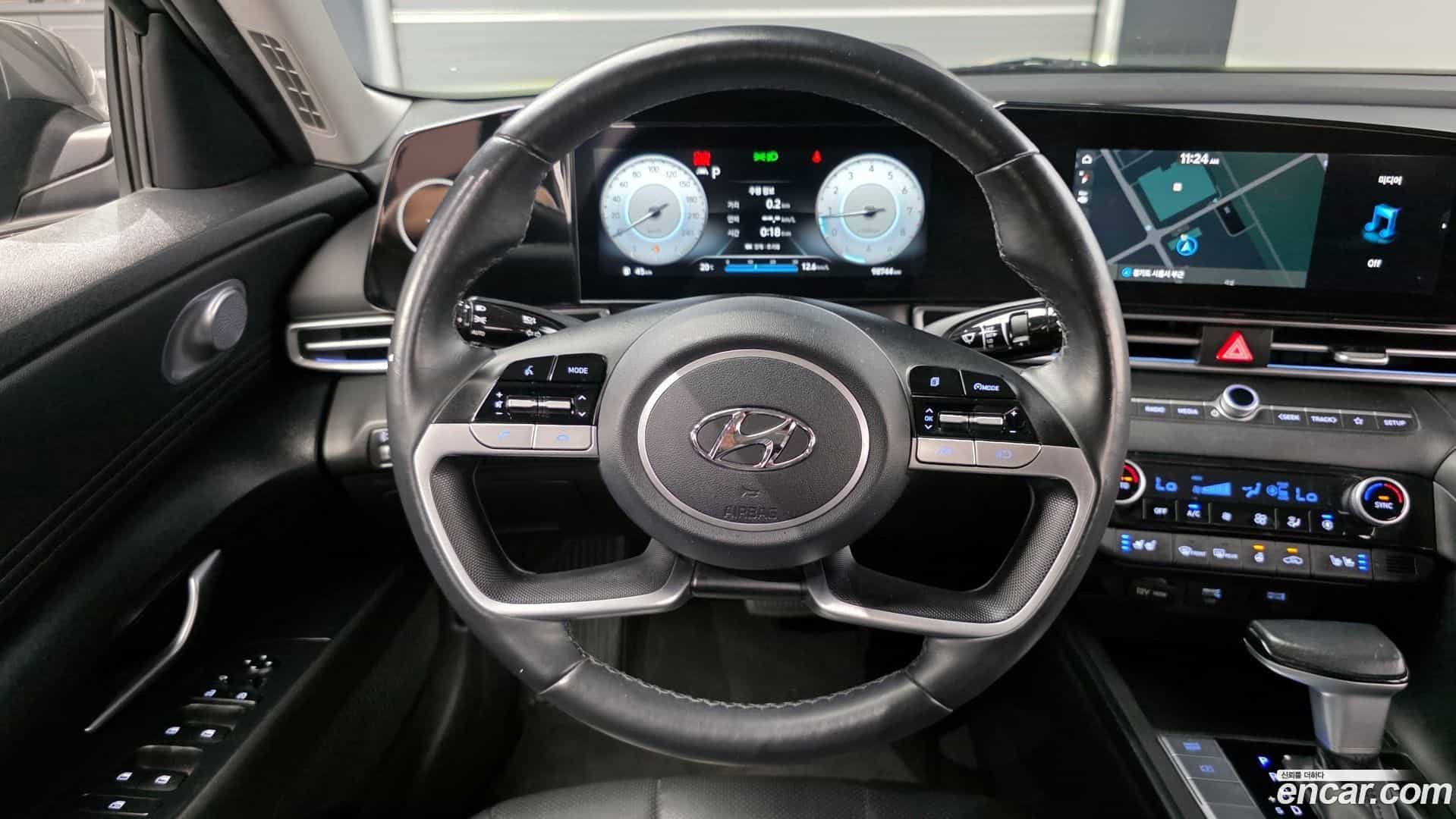 AVANTE Hyundai 2022.3-OPTION-016