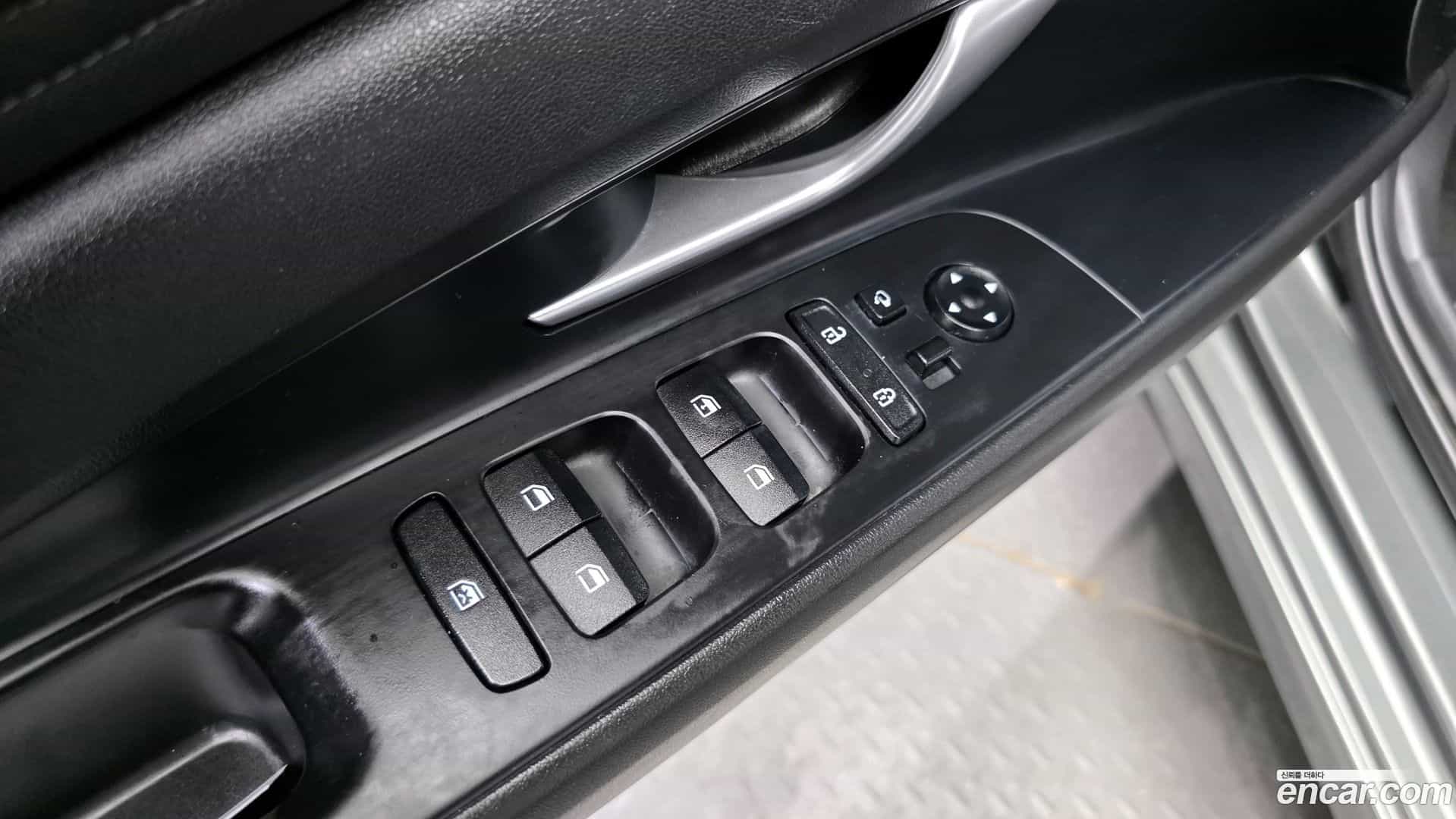 AVANTE Hyundai 2022.3-OPTION-017